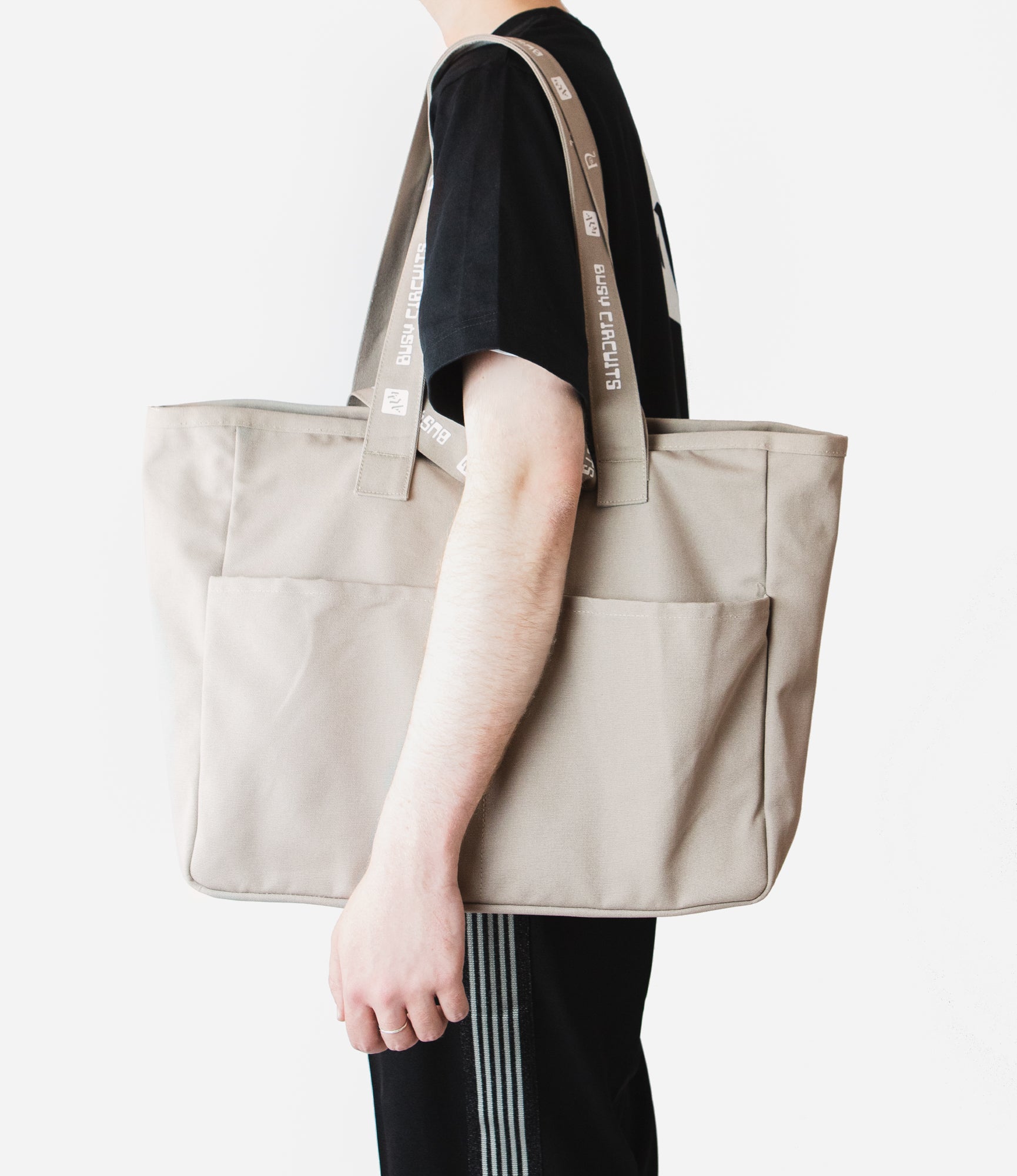 Pocket Tote Bag – Taupe 'ALM' Print