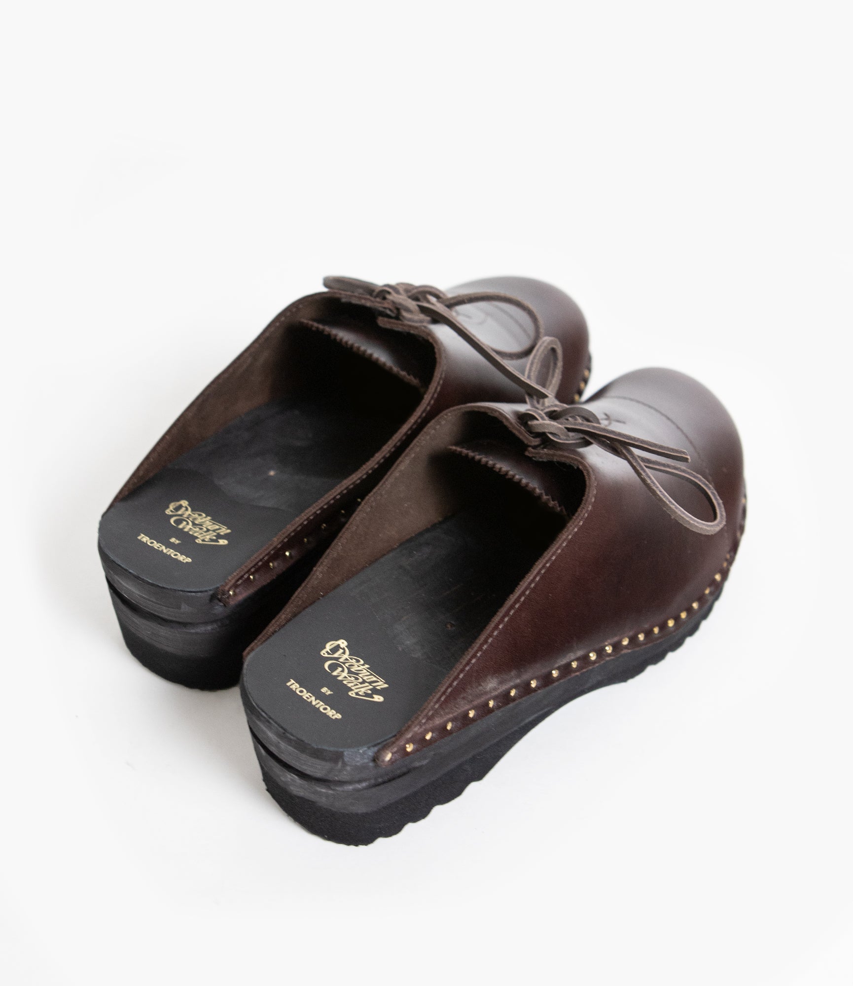 'Alps' Centre Lace Clog – Brown Leather