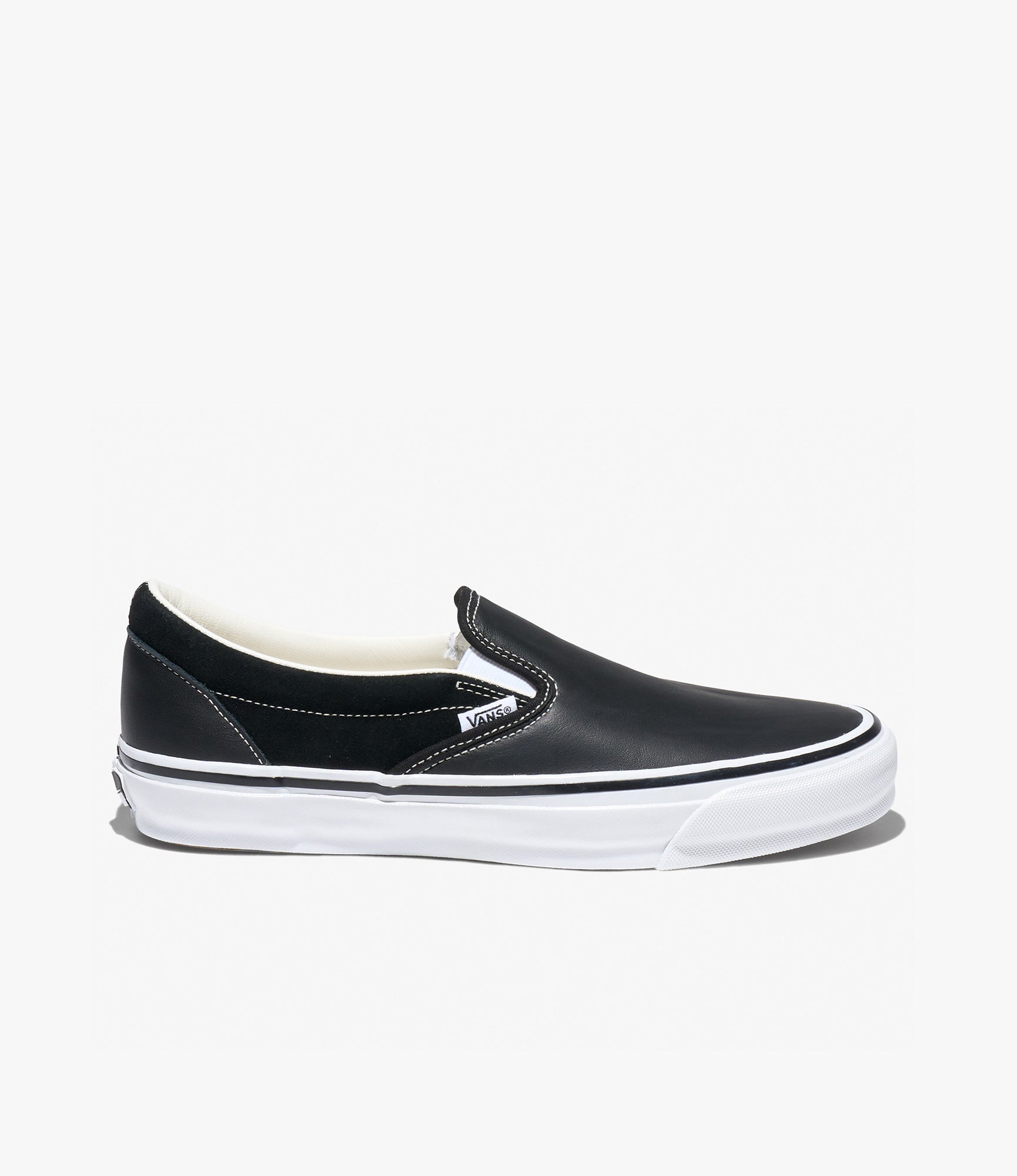 Classic Slip-On 98 – Black Leather/Suede Mix