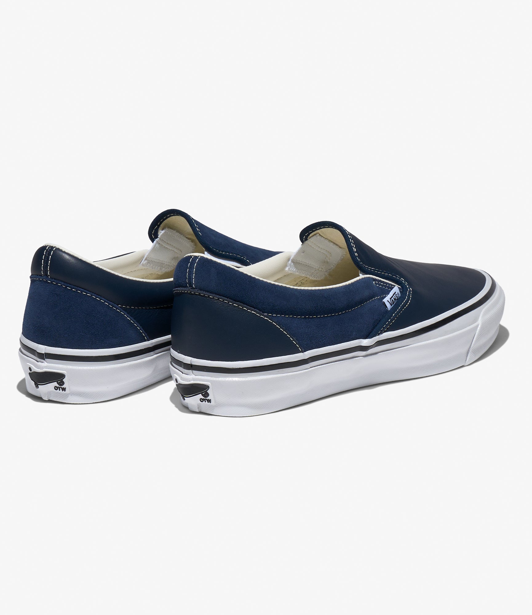 Classic Slip-On 98 – Navy Leather/Suede Mix