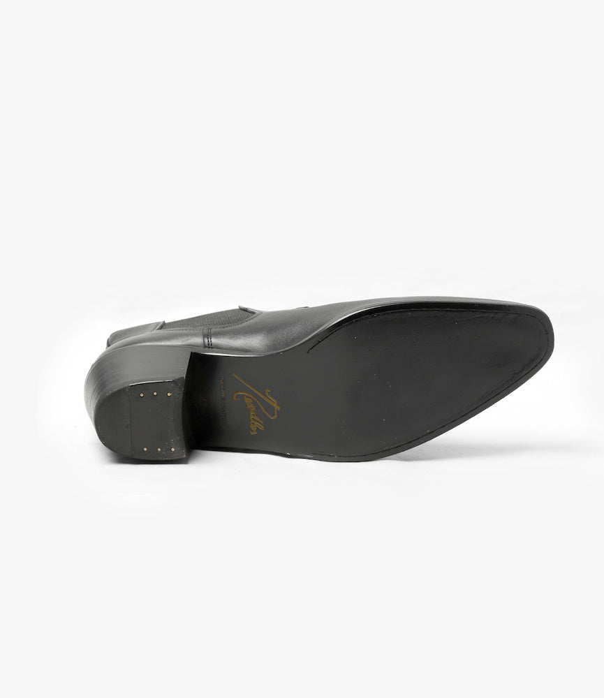 Tassel Bit Heeled Chelsea Boot – Black Leather