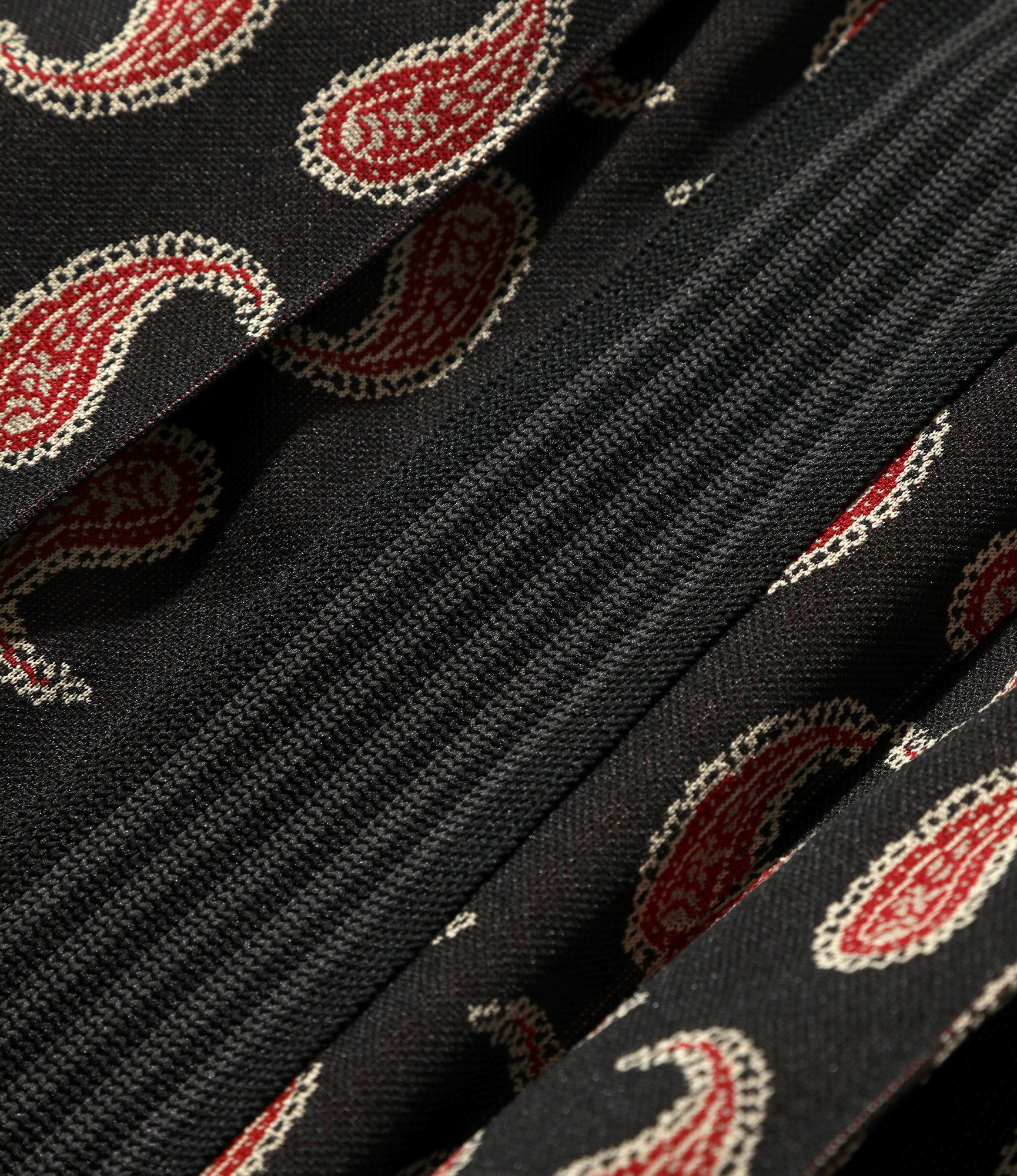 Pleated Track Skirt – Paisley Jacquard