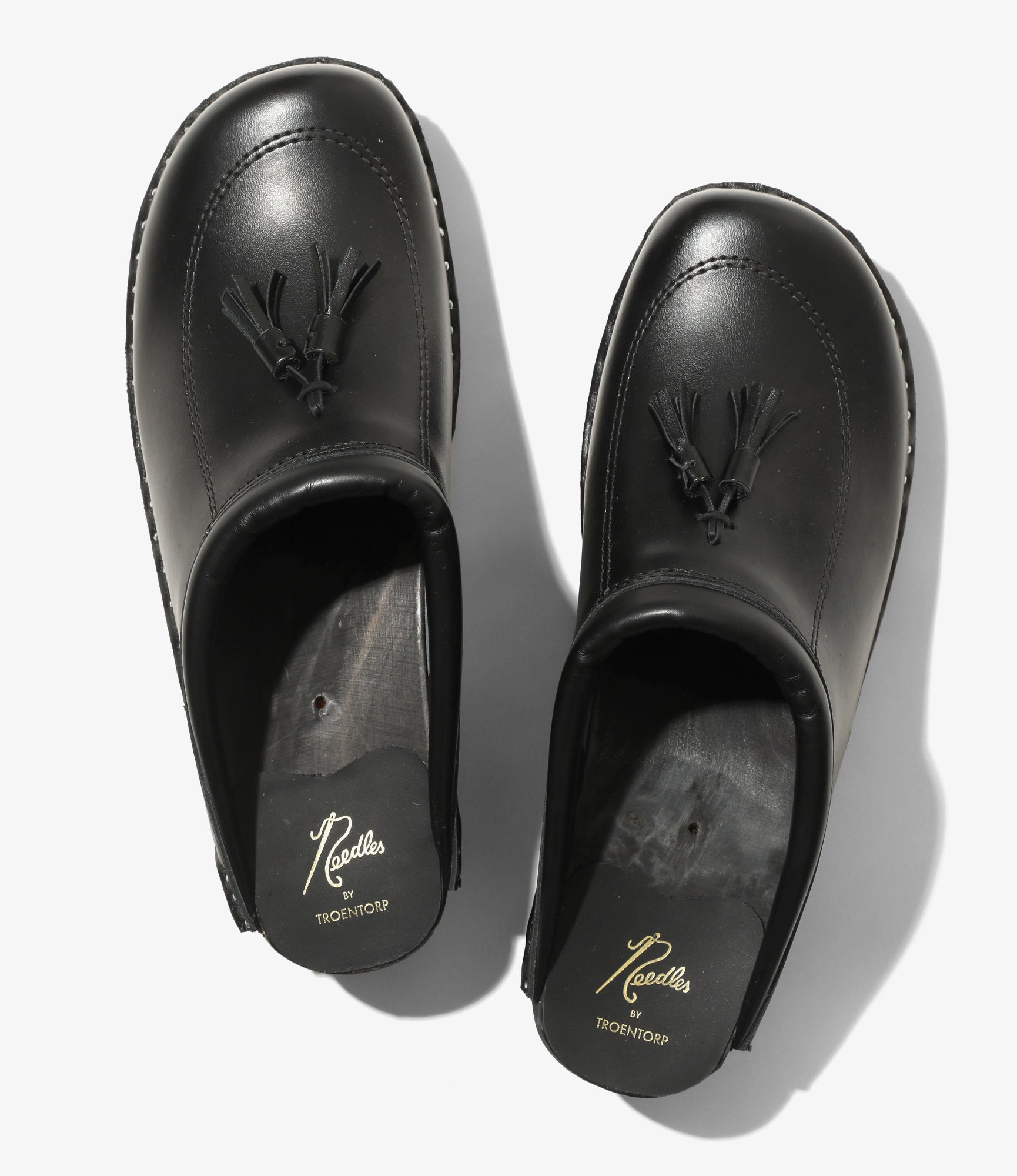 Twin Tassel 'Monet' Clog – Black Leather
