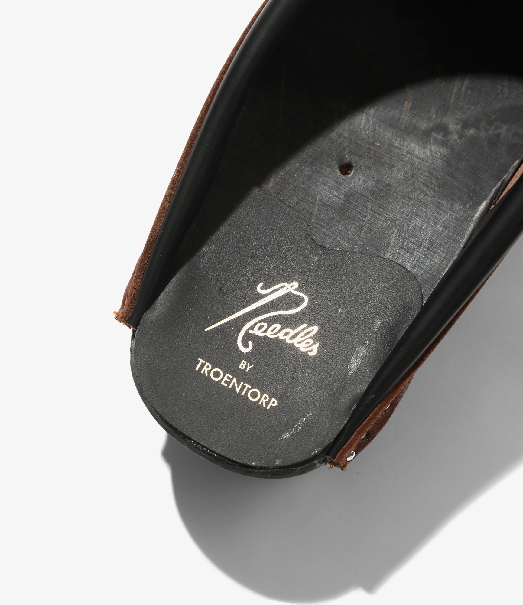 Twin Tassel 'Monet' Clog – Brown Leather