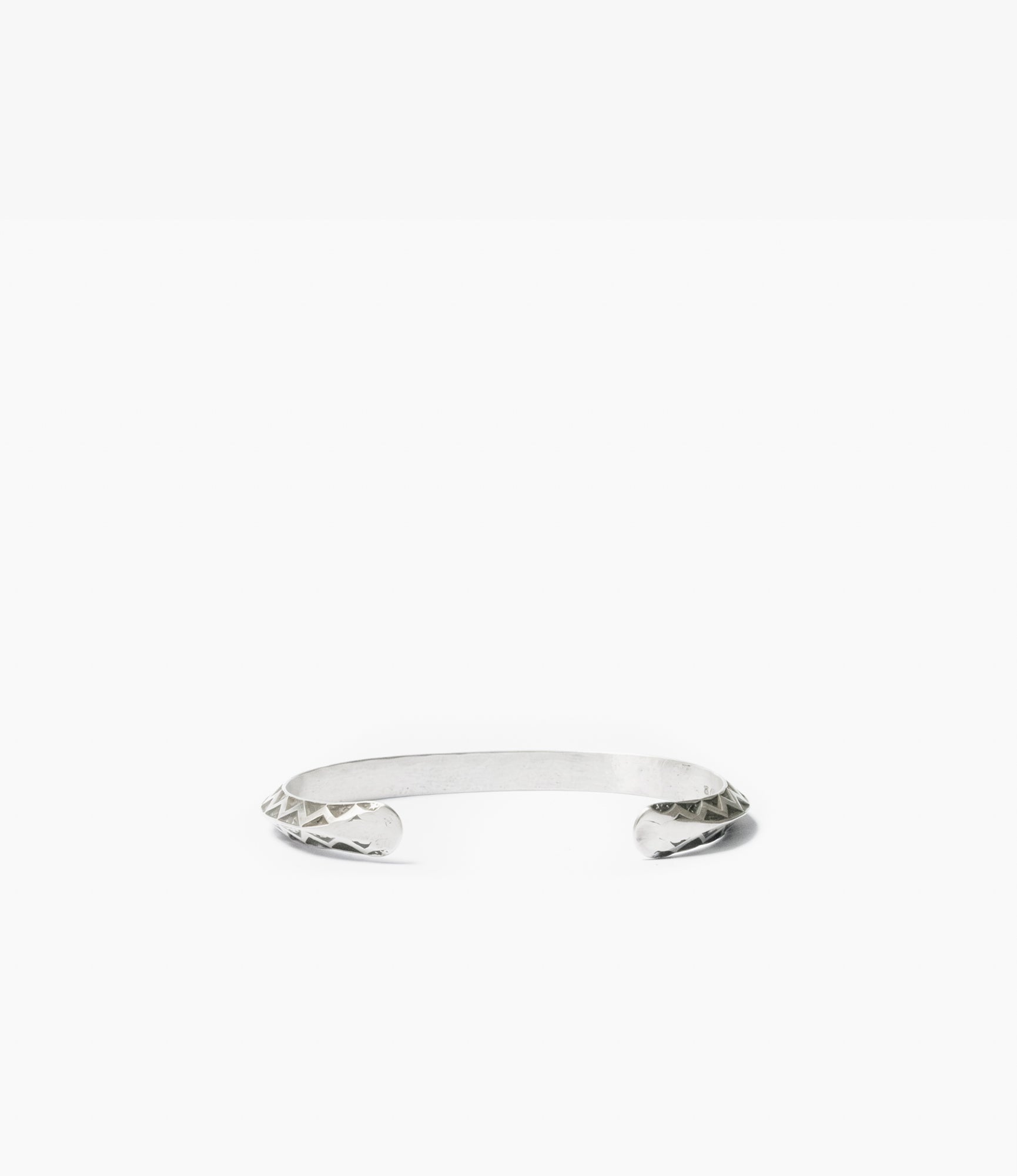 Narrow Navajo Cuff – Sterling Silver
