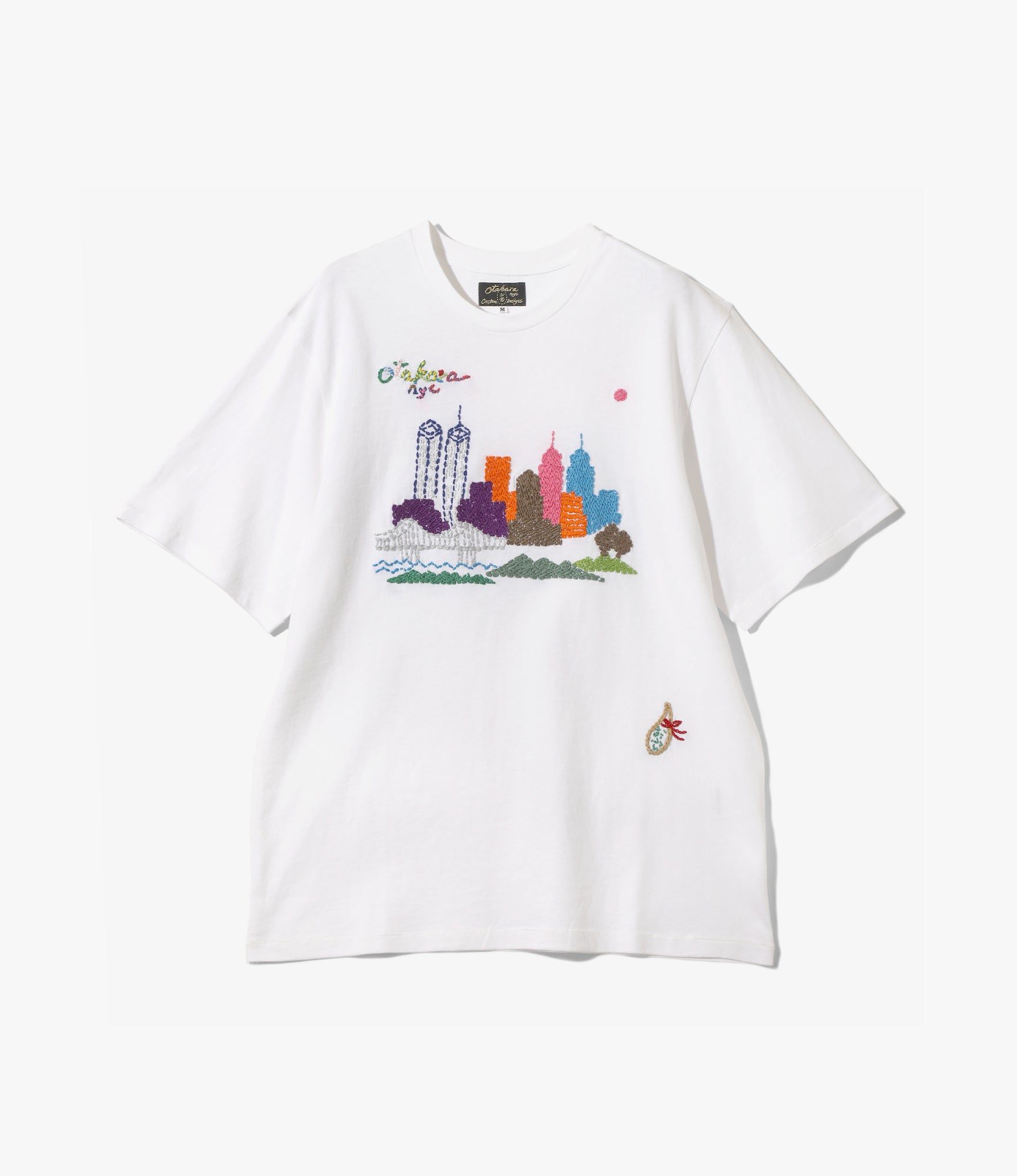 Crew Neck T-Shirt – White 'NYC Skyline' Embroidery