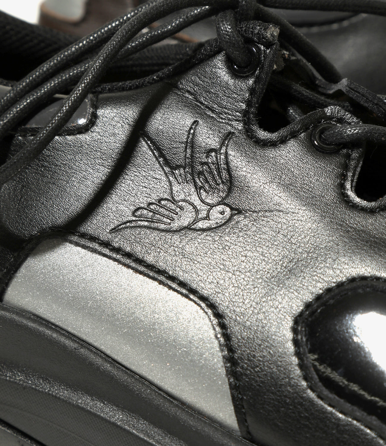 Gillie Sneakers – Black Synthetic Leather