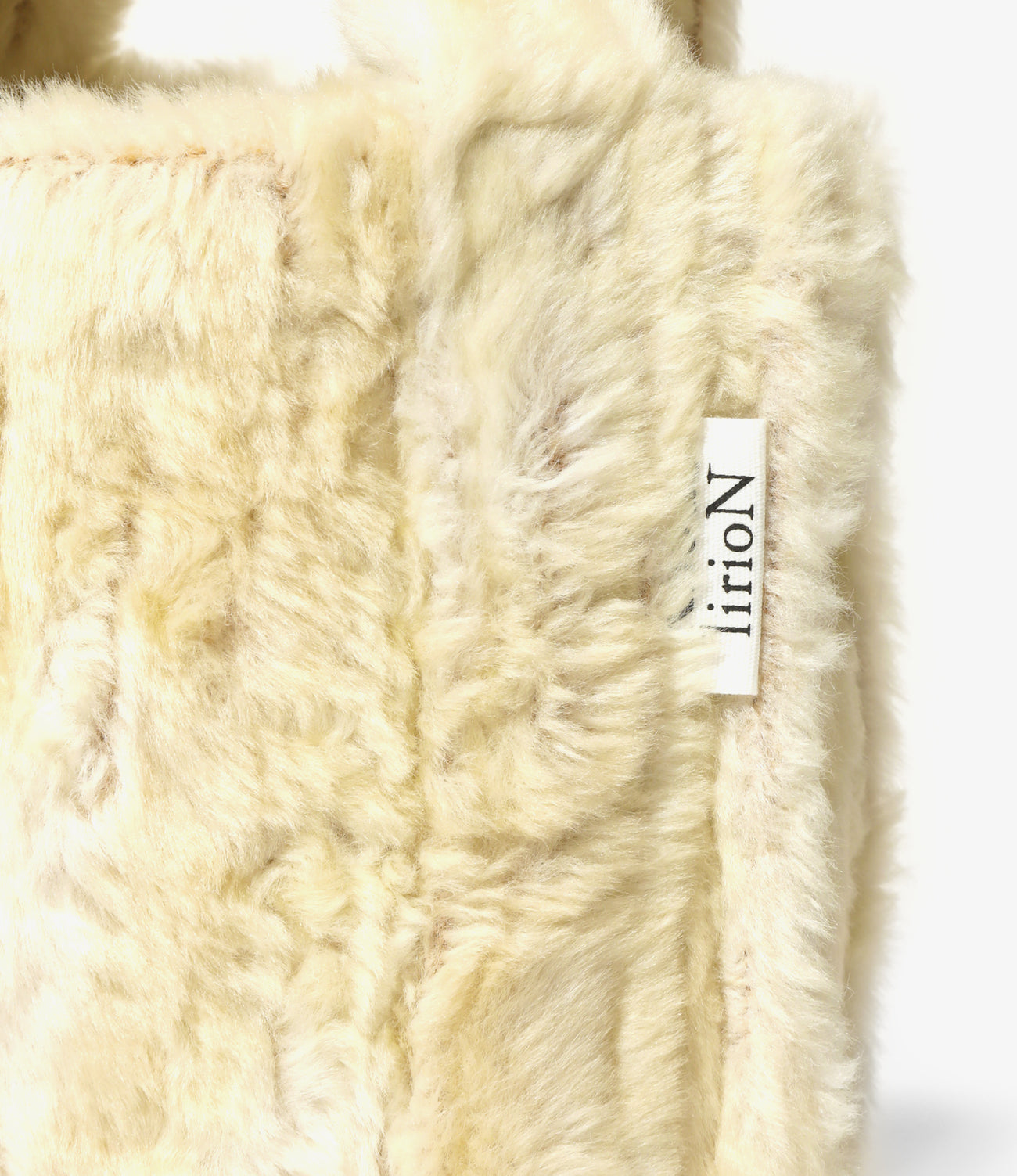 Novel Tote – Natural Eco Fur