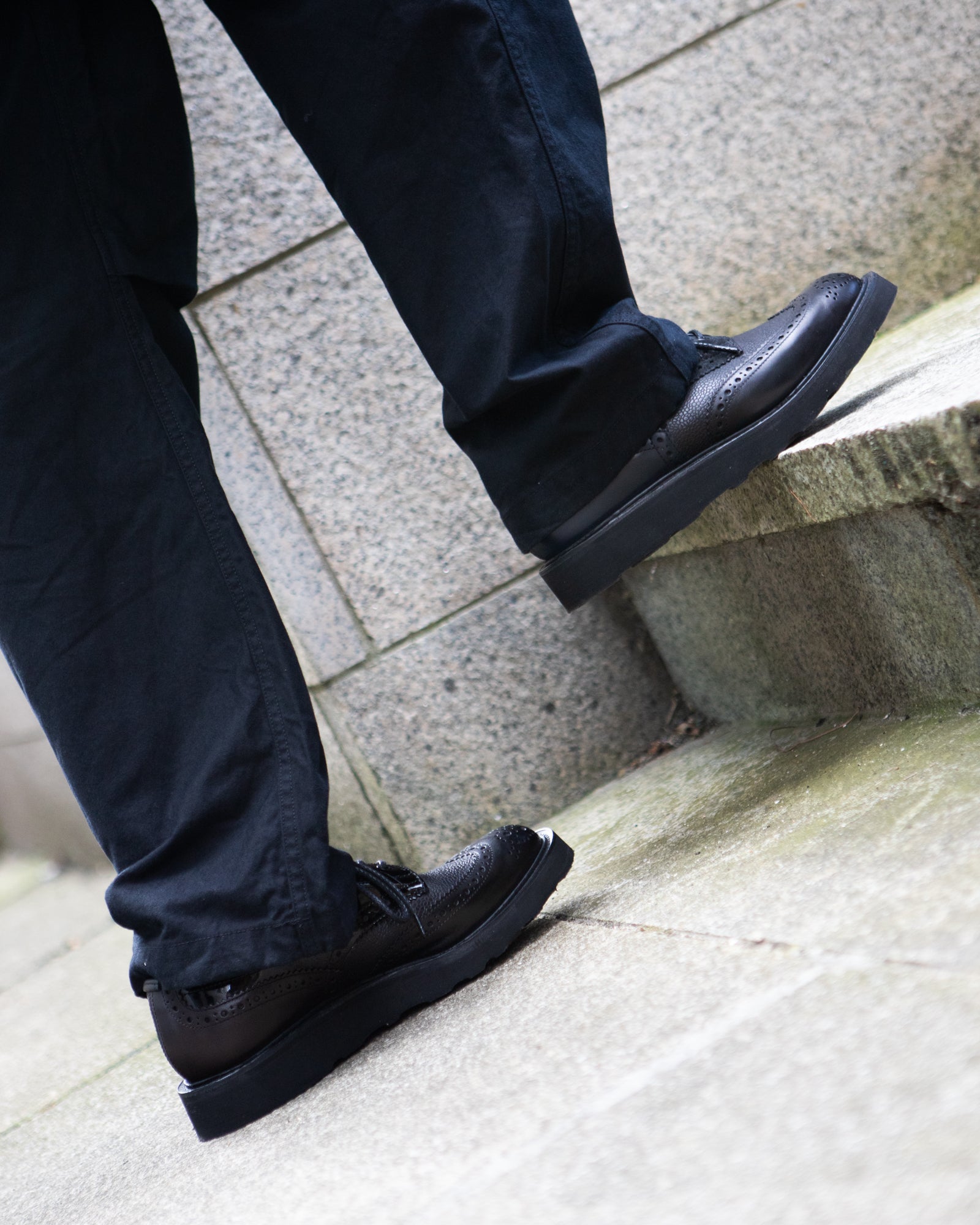 Multi-Tone Derby – Black