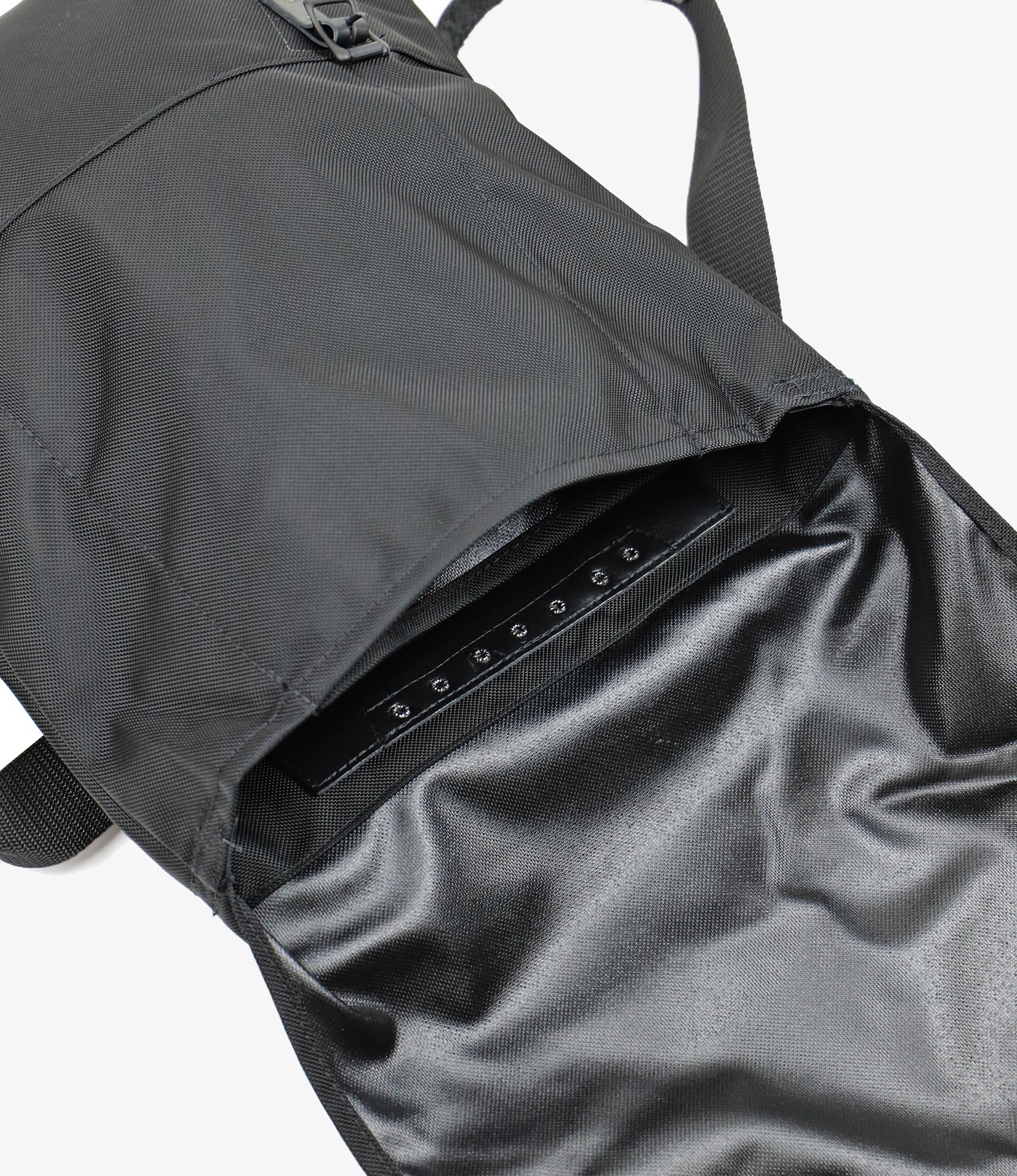 South2 West8 Ballistic Nylon Trek Pack - Black – South2 West8 – Nepenthes London