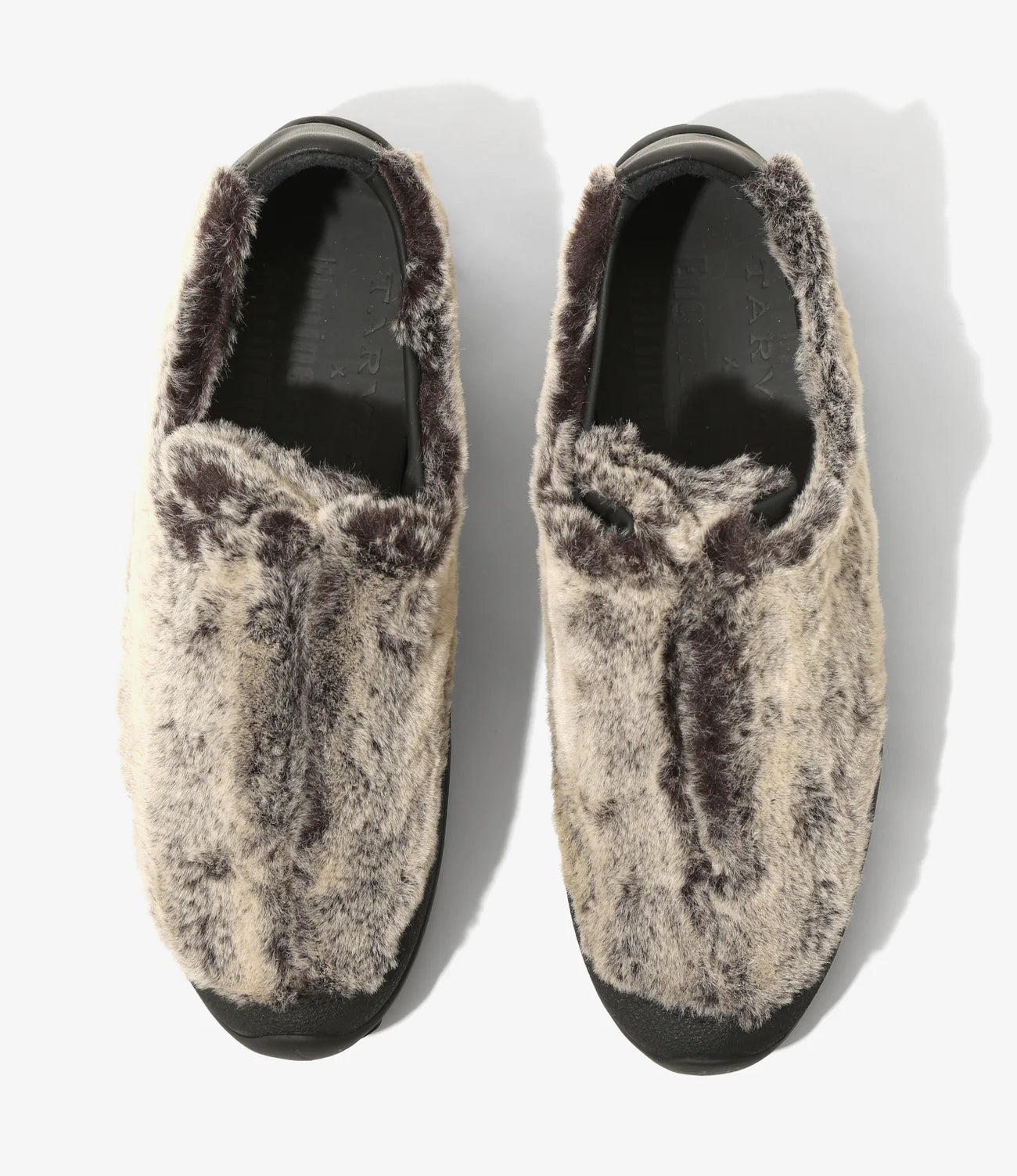 Wanderer – Grey Fur