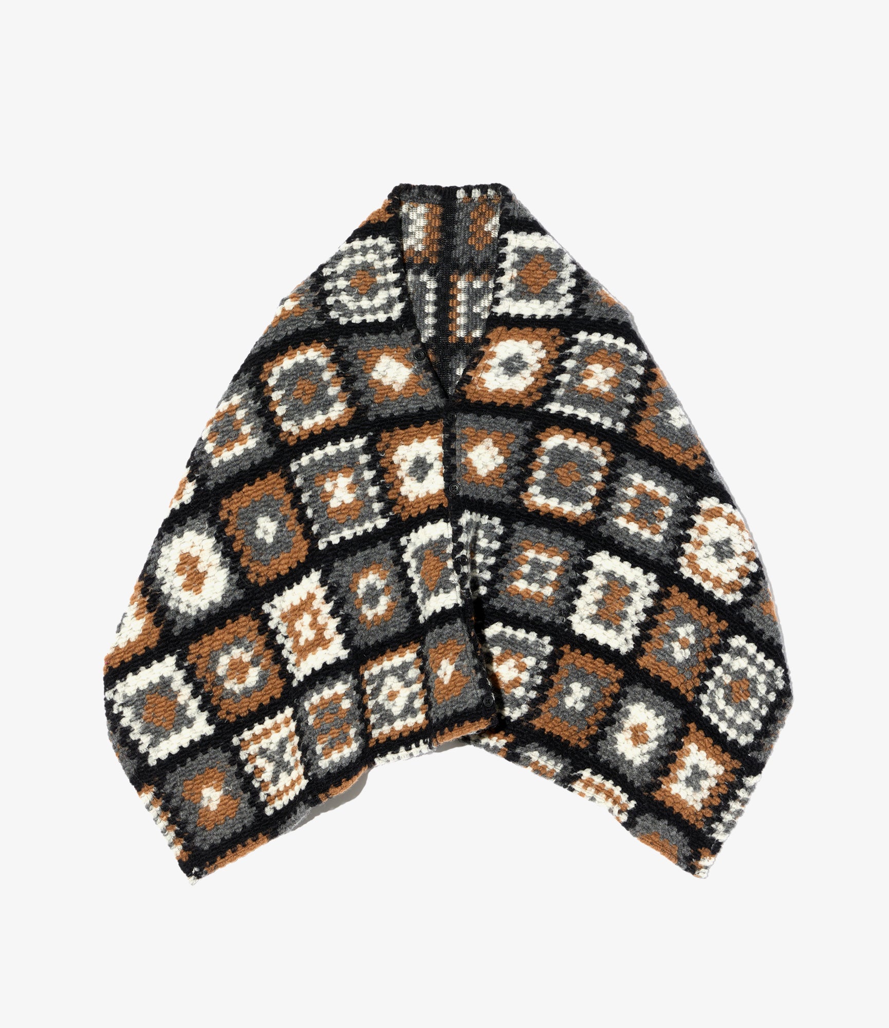 Button Shawl – White/Black Wool Chenille