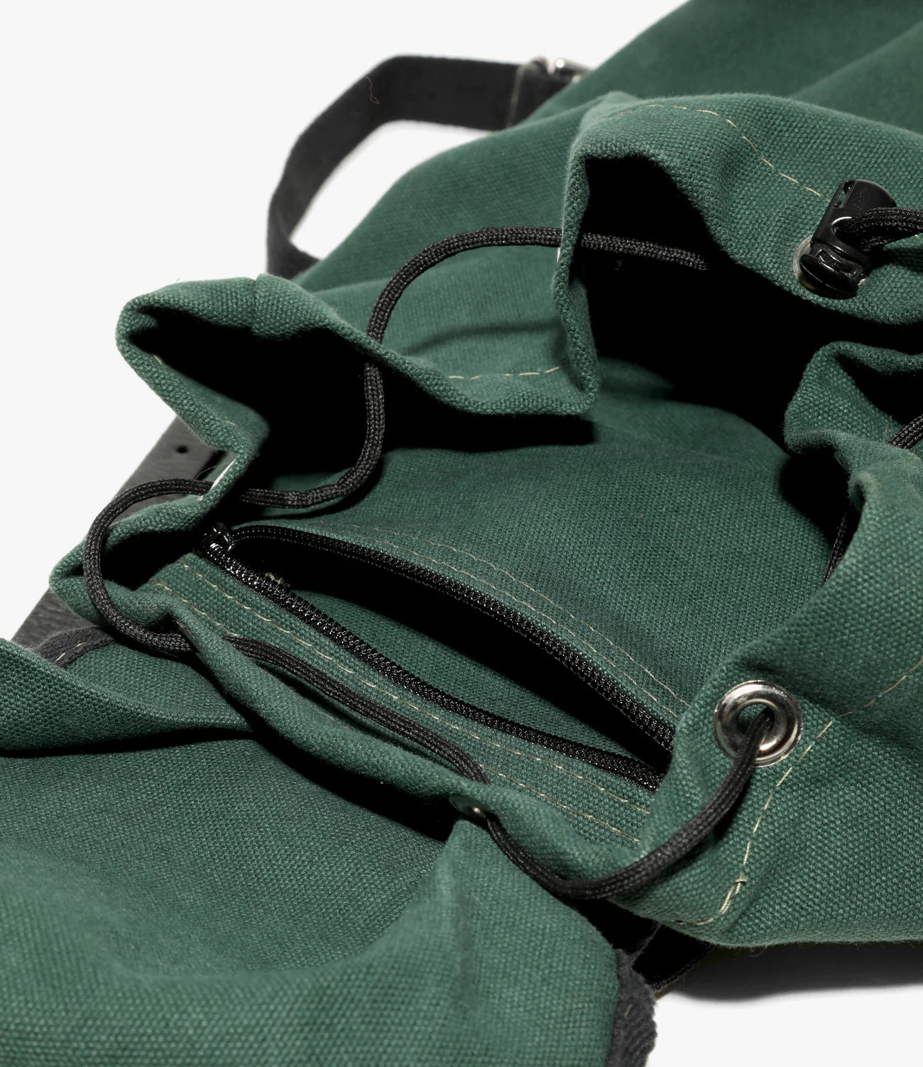 South2 West8 18oz Canvas Day Pack - Hunter Green