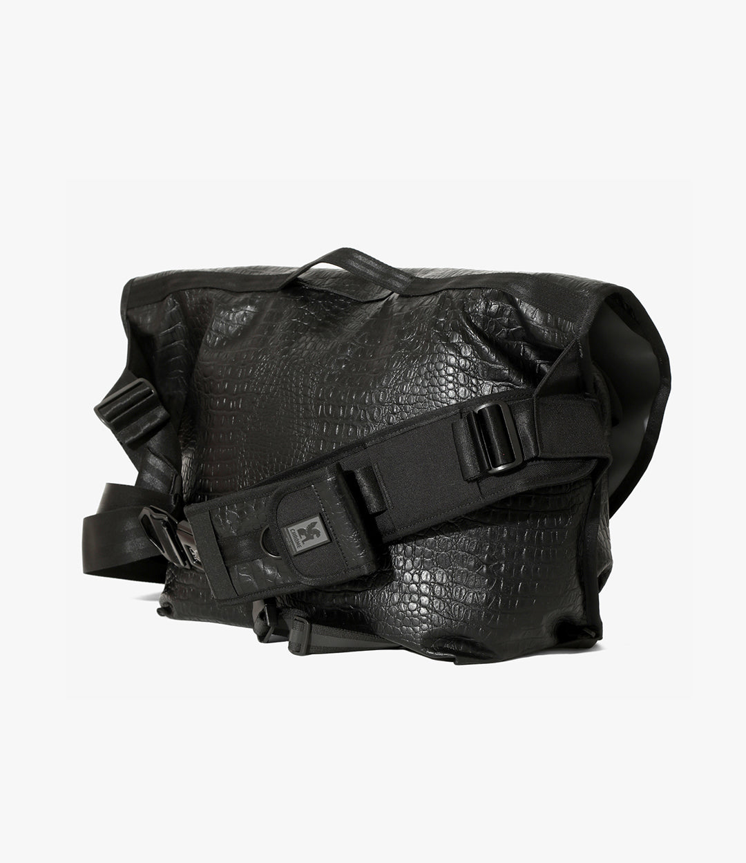 'Citizen' 24L Messenger Bag – Black Crocodile Pattern