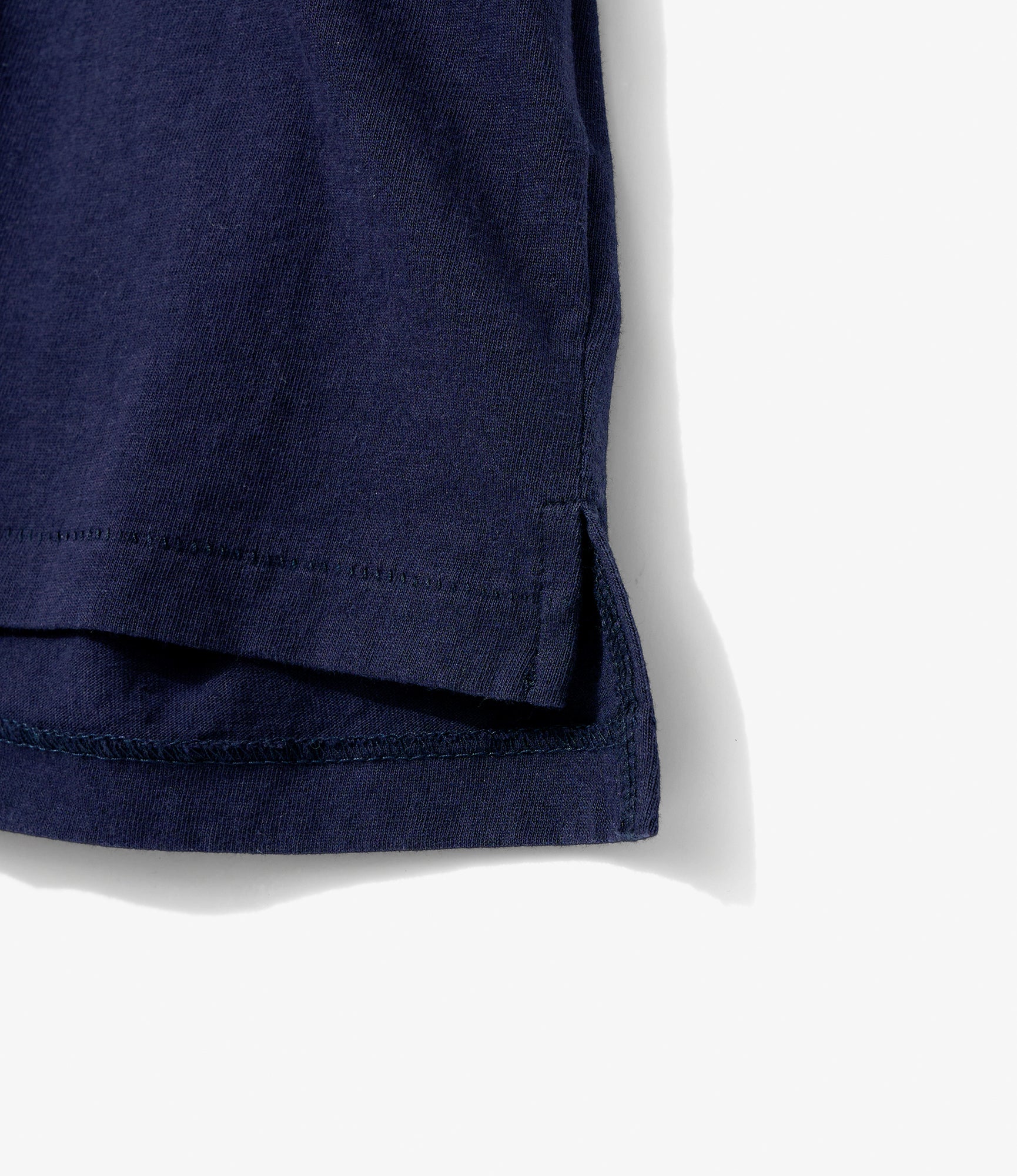 Cross Neck Pocket T-Shirt – Navy