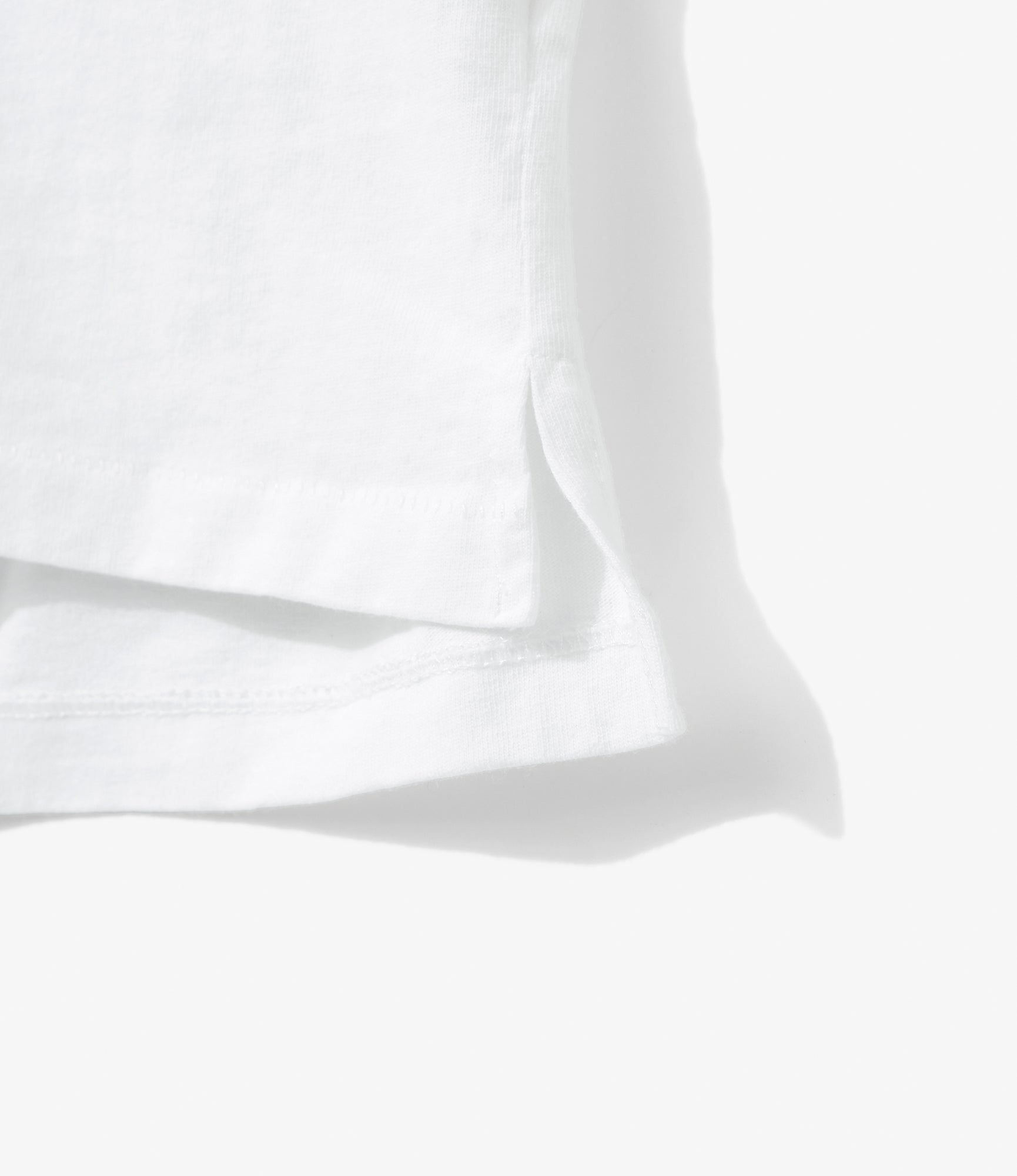 Cross Neck Pocket T-Shirt – White