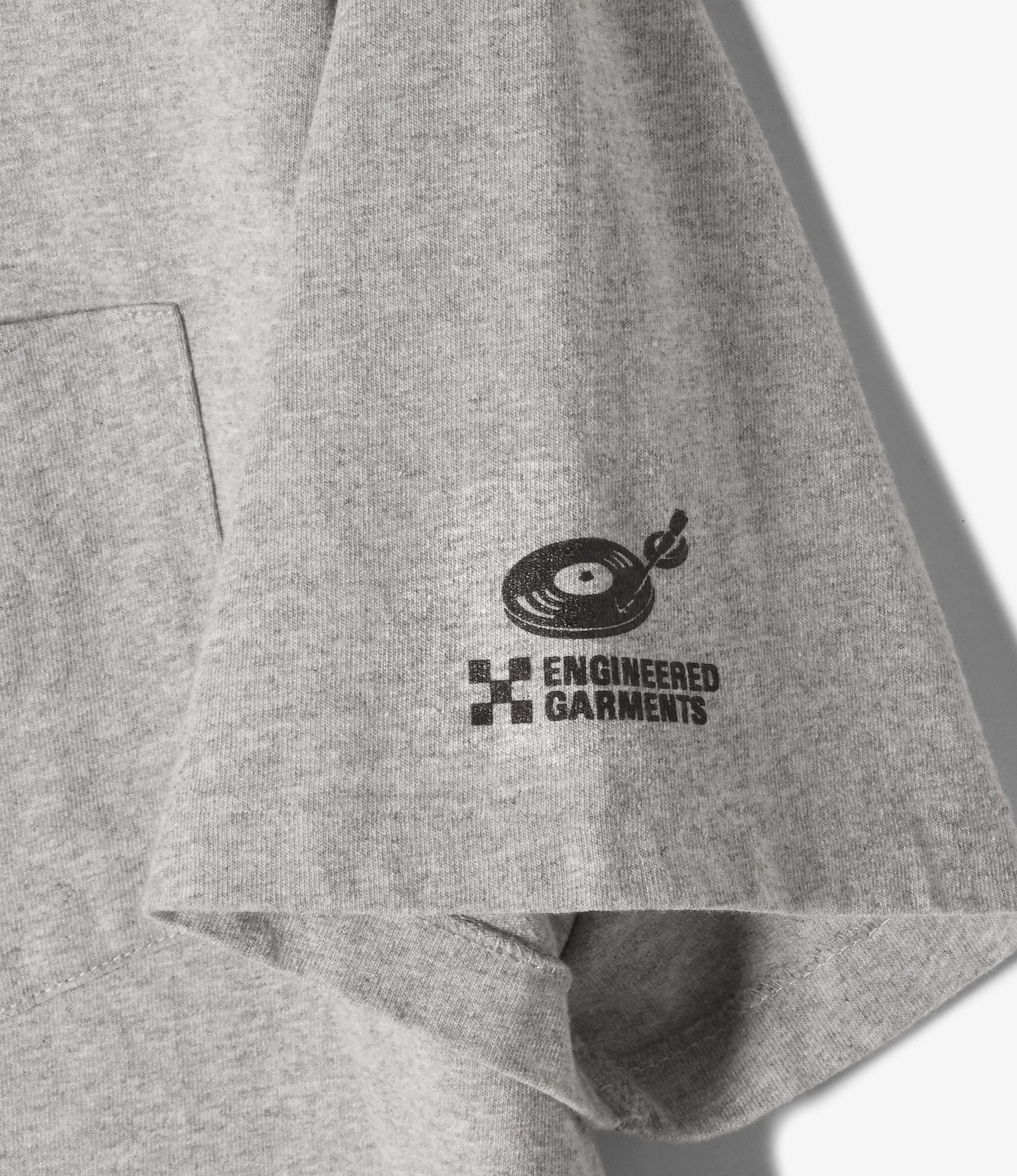 Cross Neck T–Shirt – Grey 'Footprint' Print