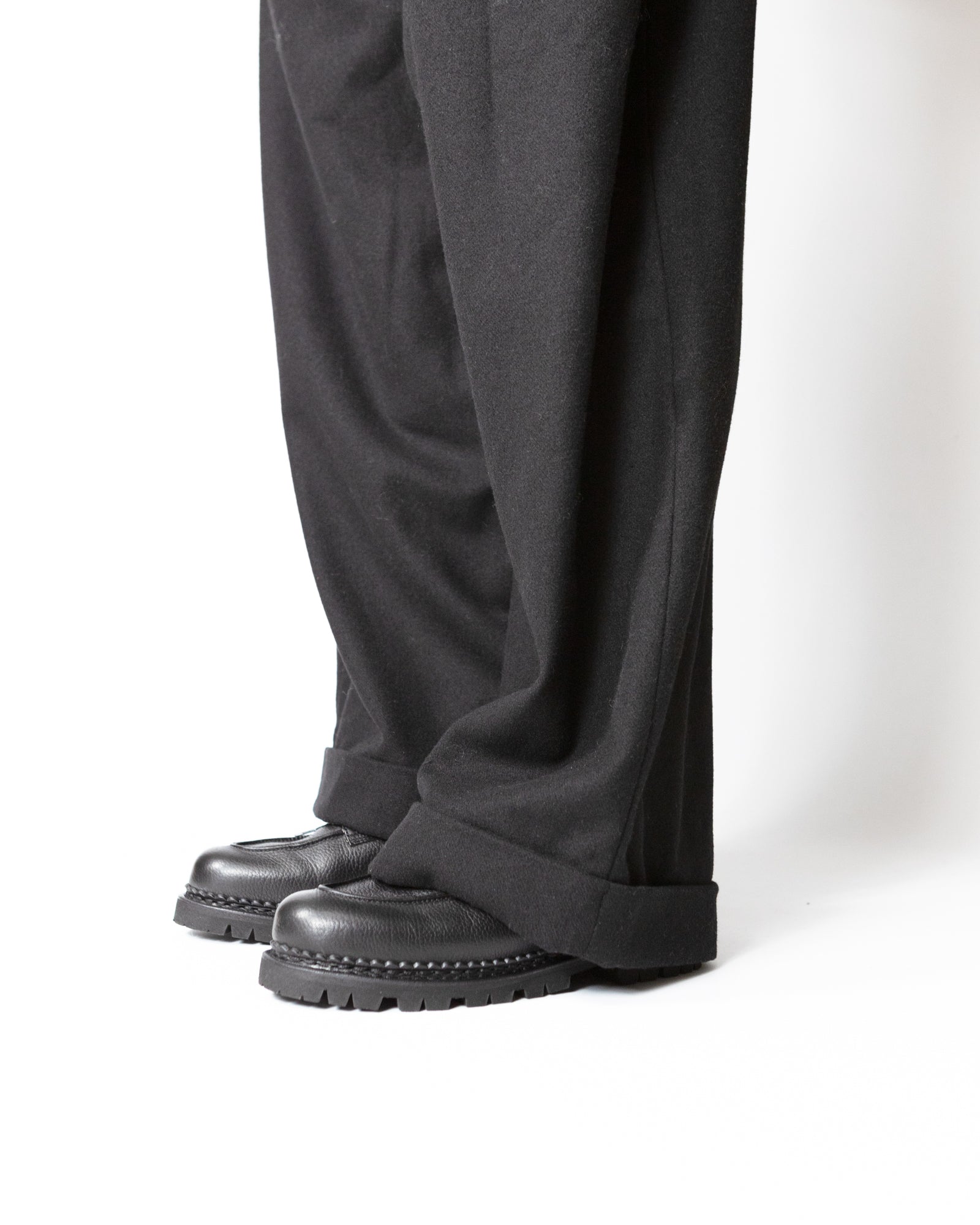 Oxford Pant – Black Solid Poly Wool Flannel