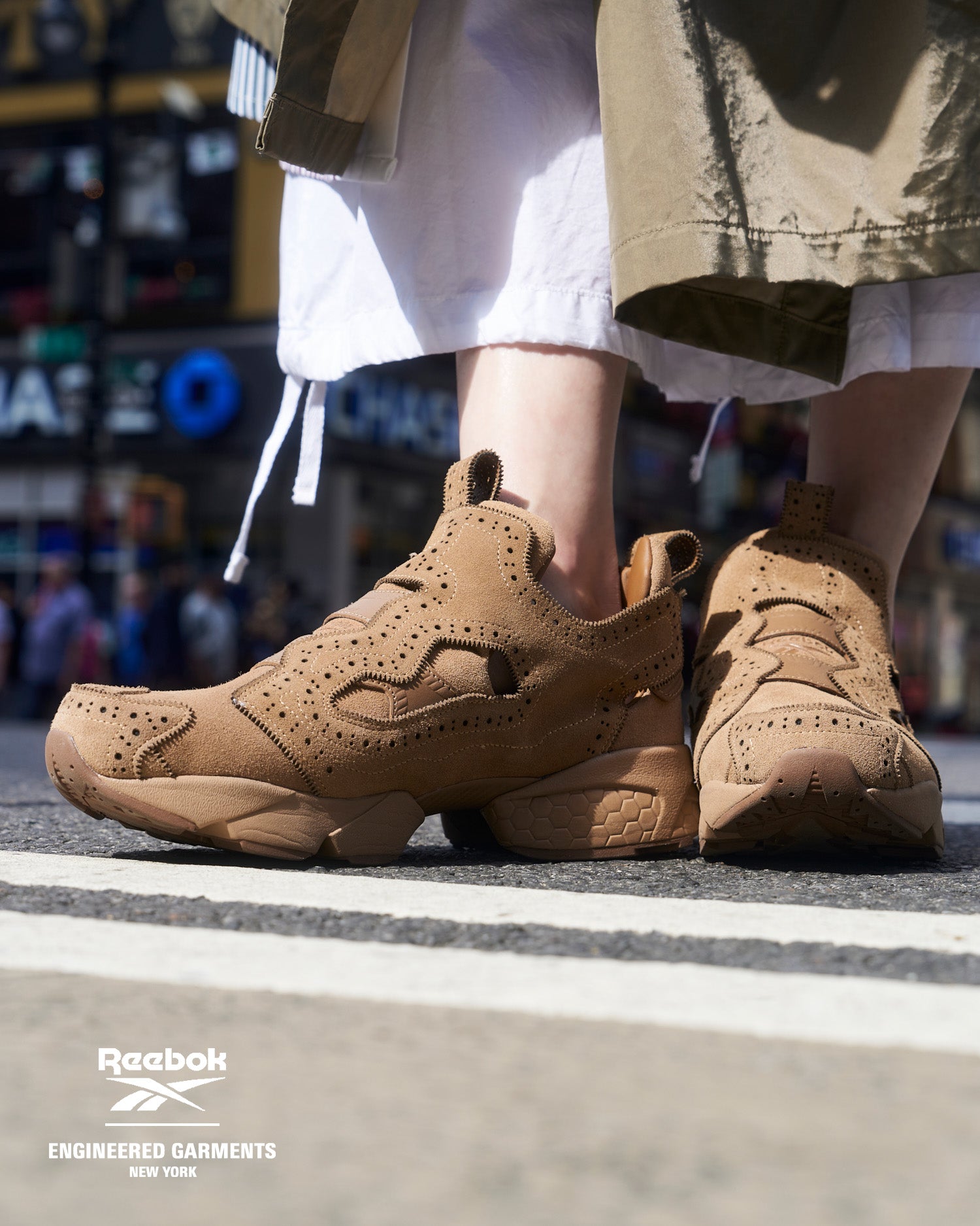 ENGINEERED GARMENTS Instapump Fury ブラウン Engineered Garments Transforms The Reebok Instapump Fury 94
