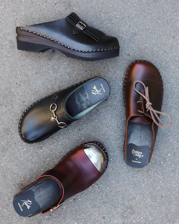 Clogs
