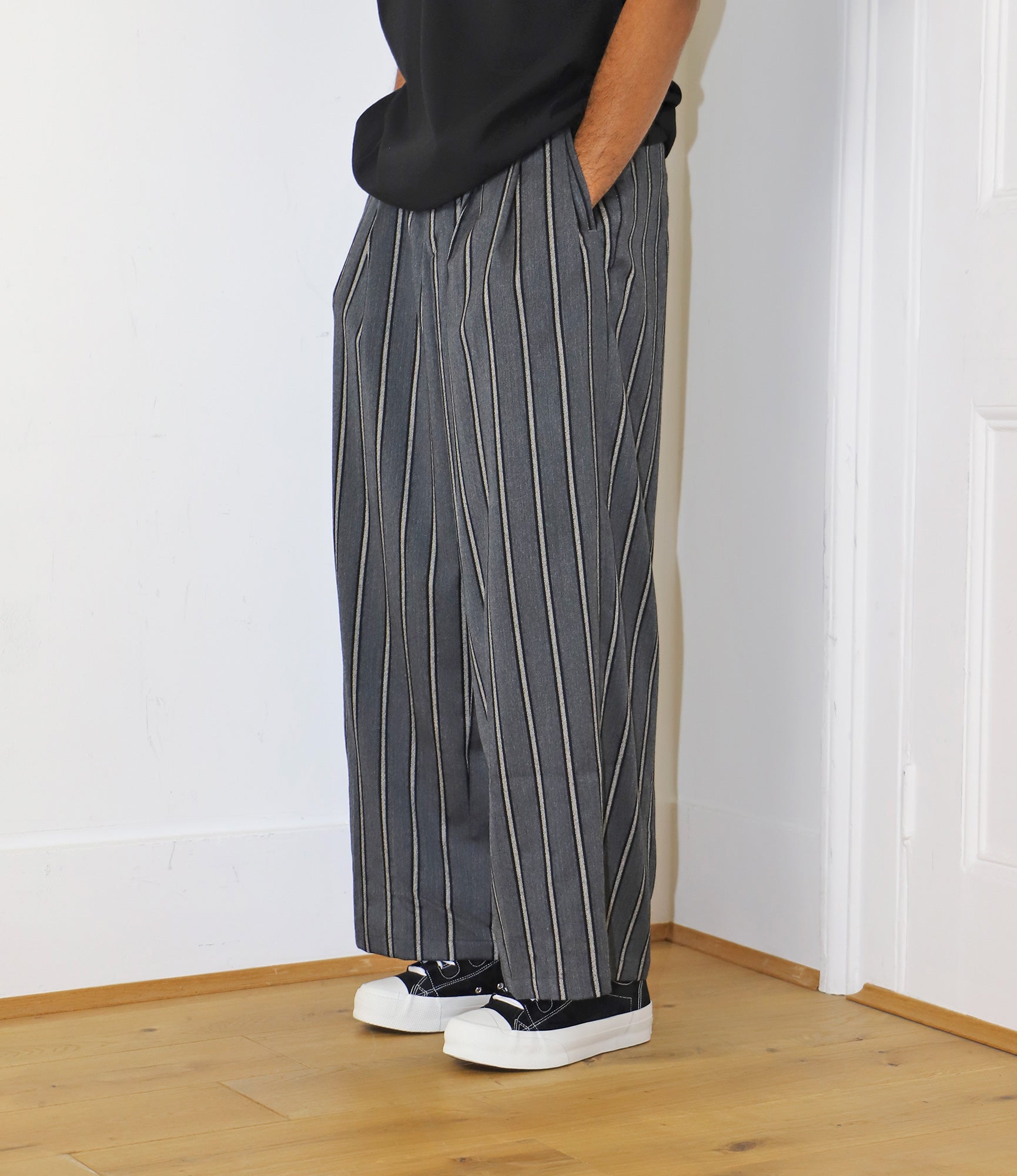AIE Tucked Wide Pant - W/R/PE/PU Stripe Twill - Charcoal