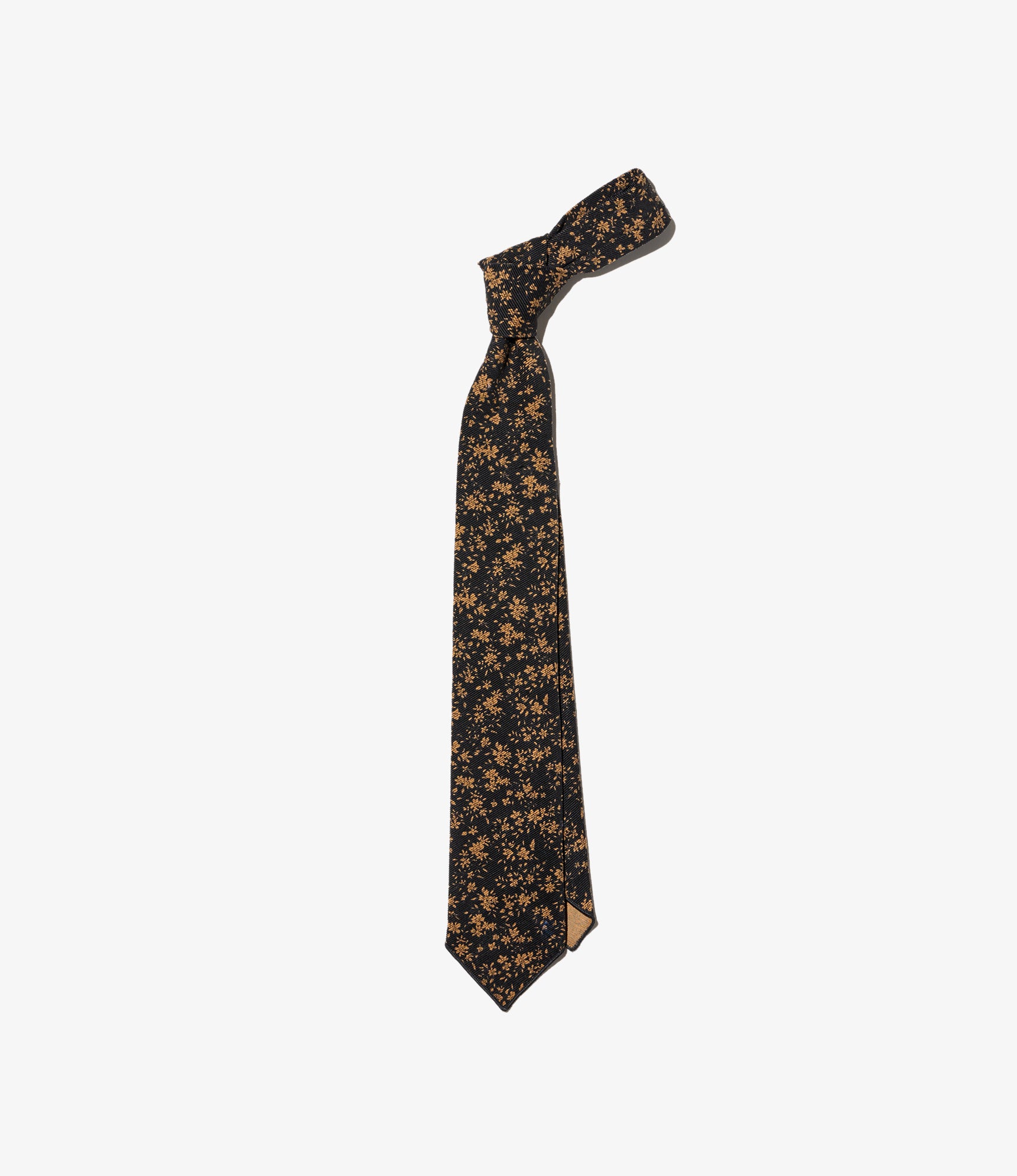 Neck Tie – Black Floral Print 21W Corduroy