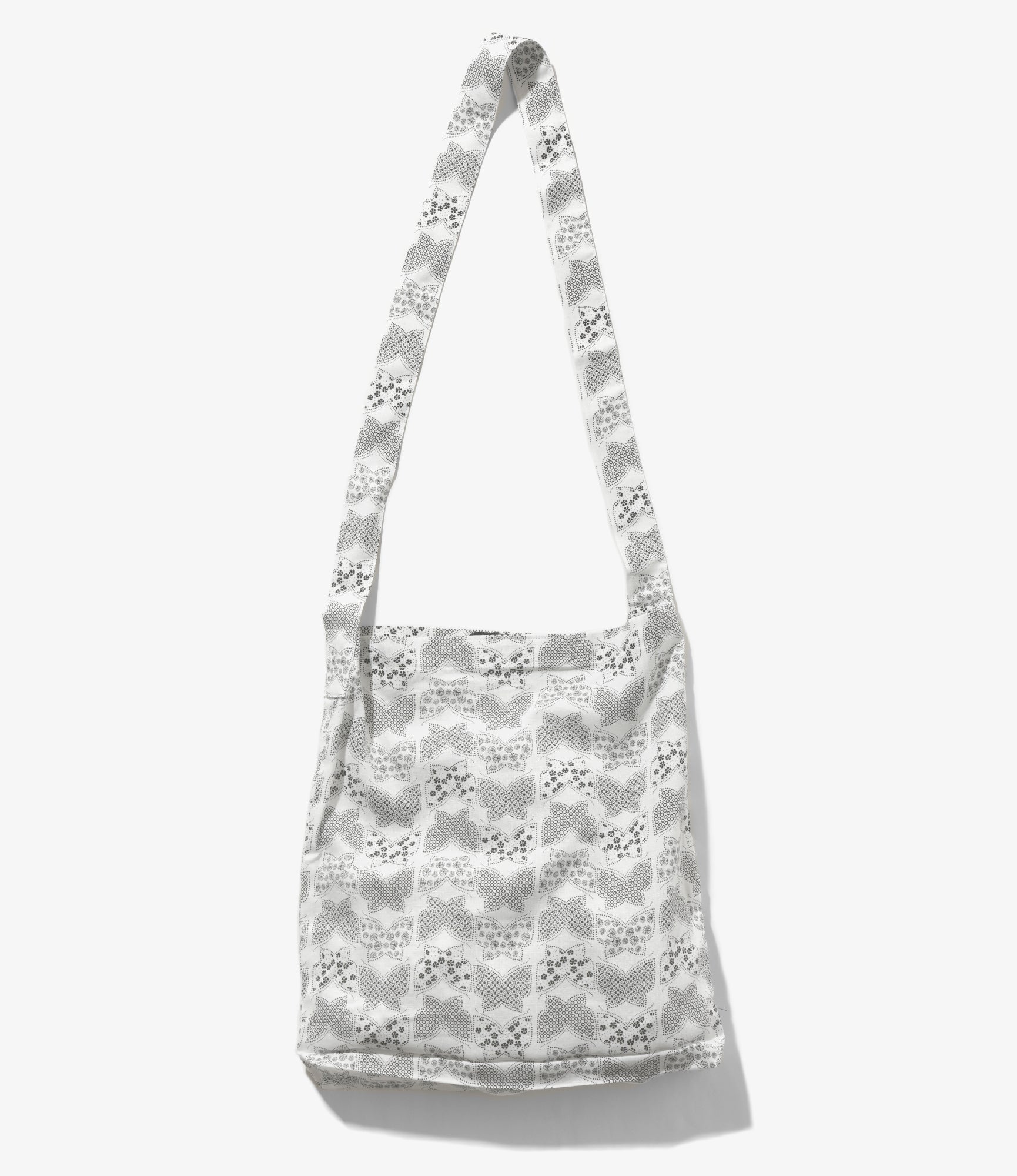Book Bag – White Papillon Komon Print