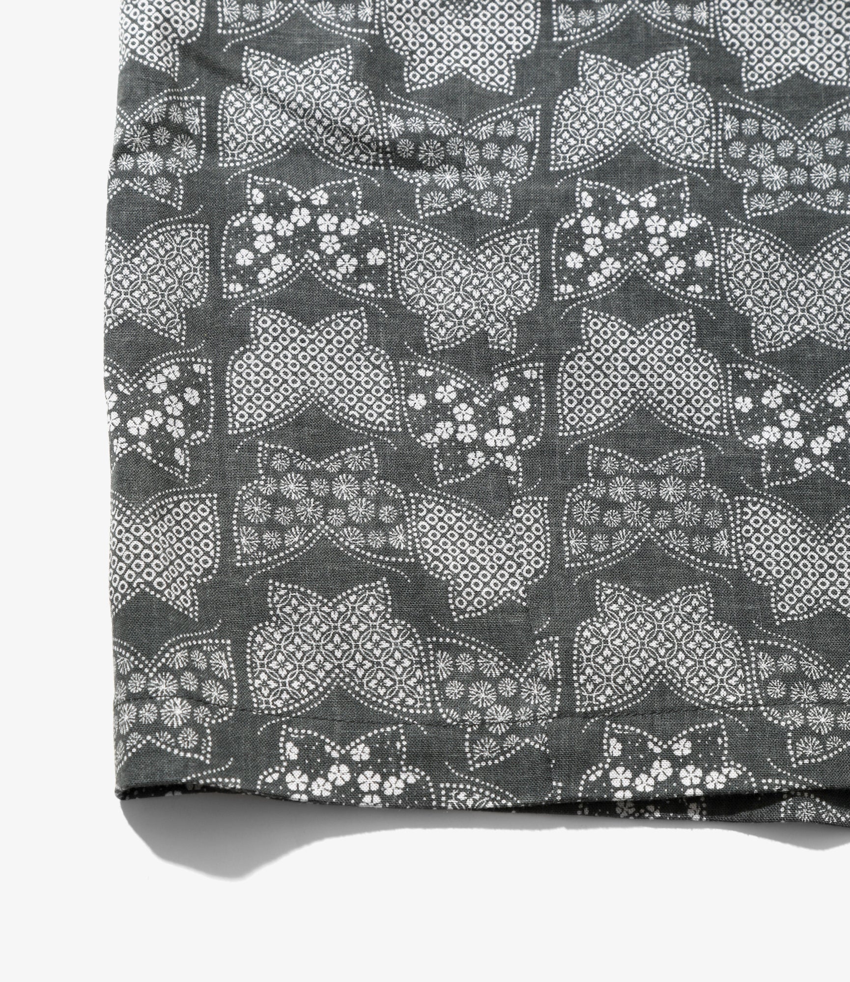 H.D. Short – Charcoal Papillon Komon Print