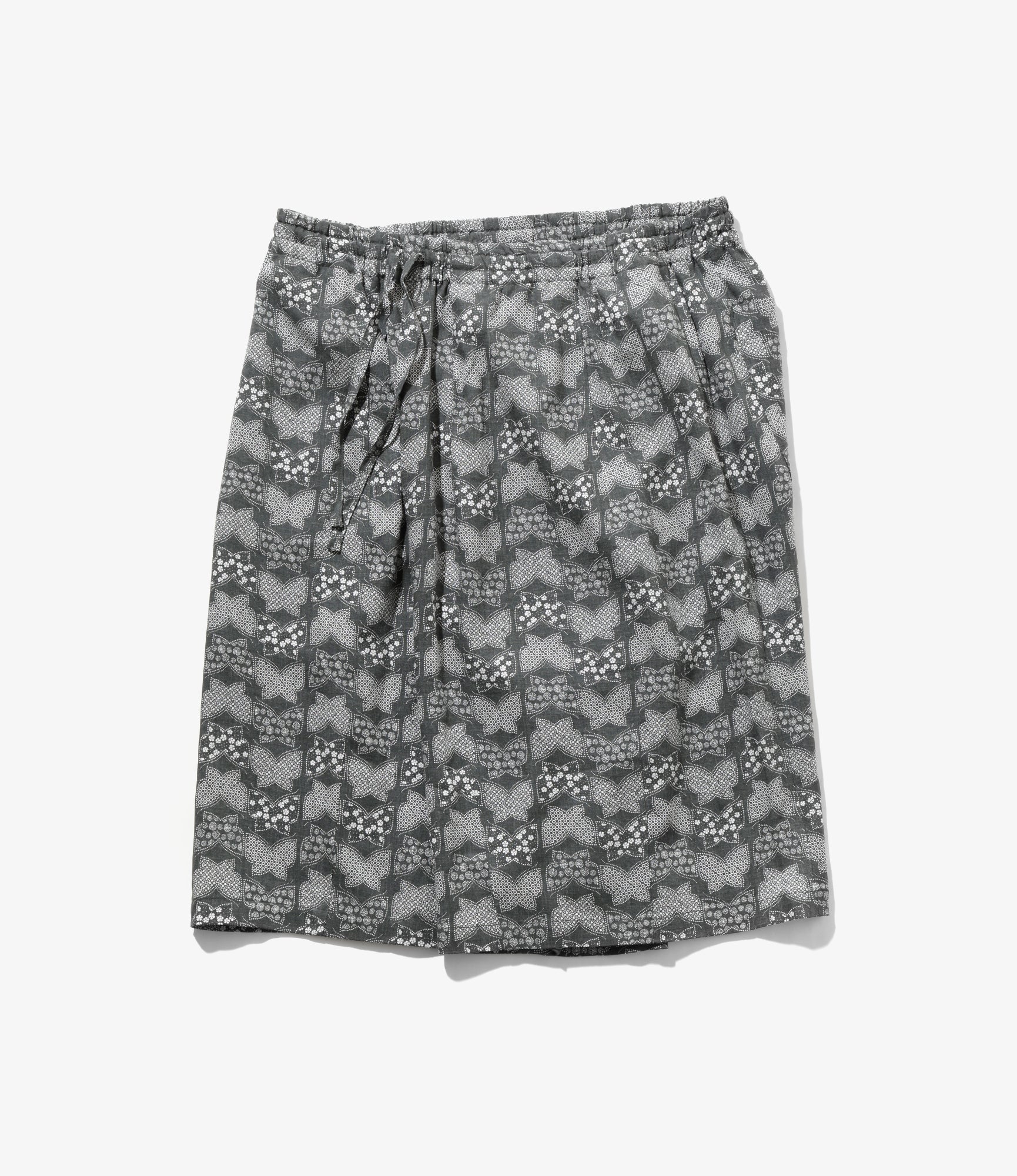 H.D. Short – Charcoal Papillon Komon Print