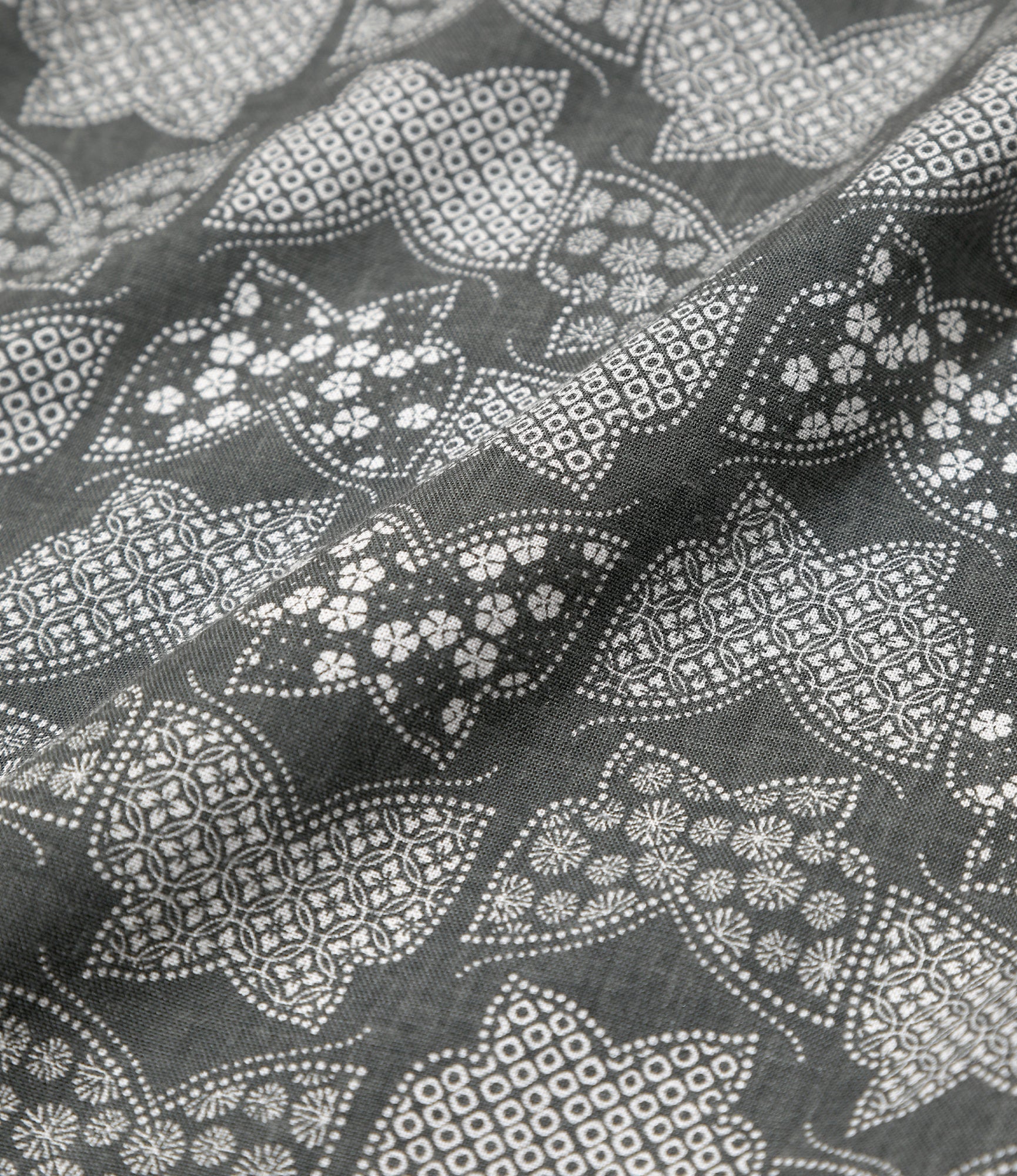 H.D. Short – Charcoal Papillon Komon Print