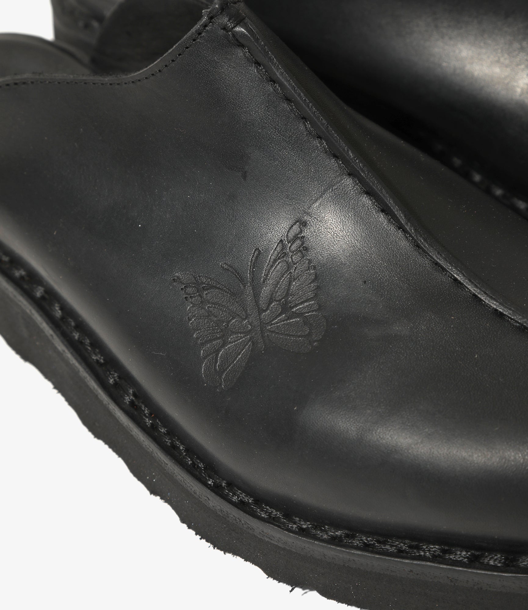 Papillon Embossed Mountain Slip-In – Black
