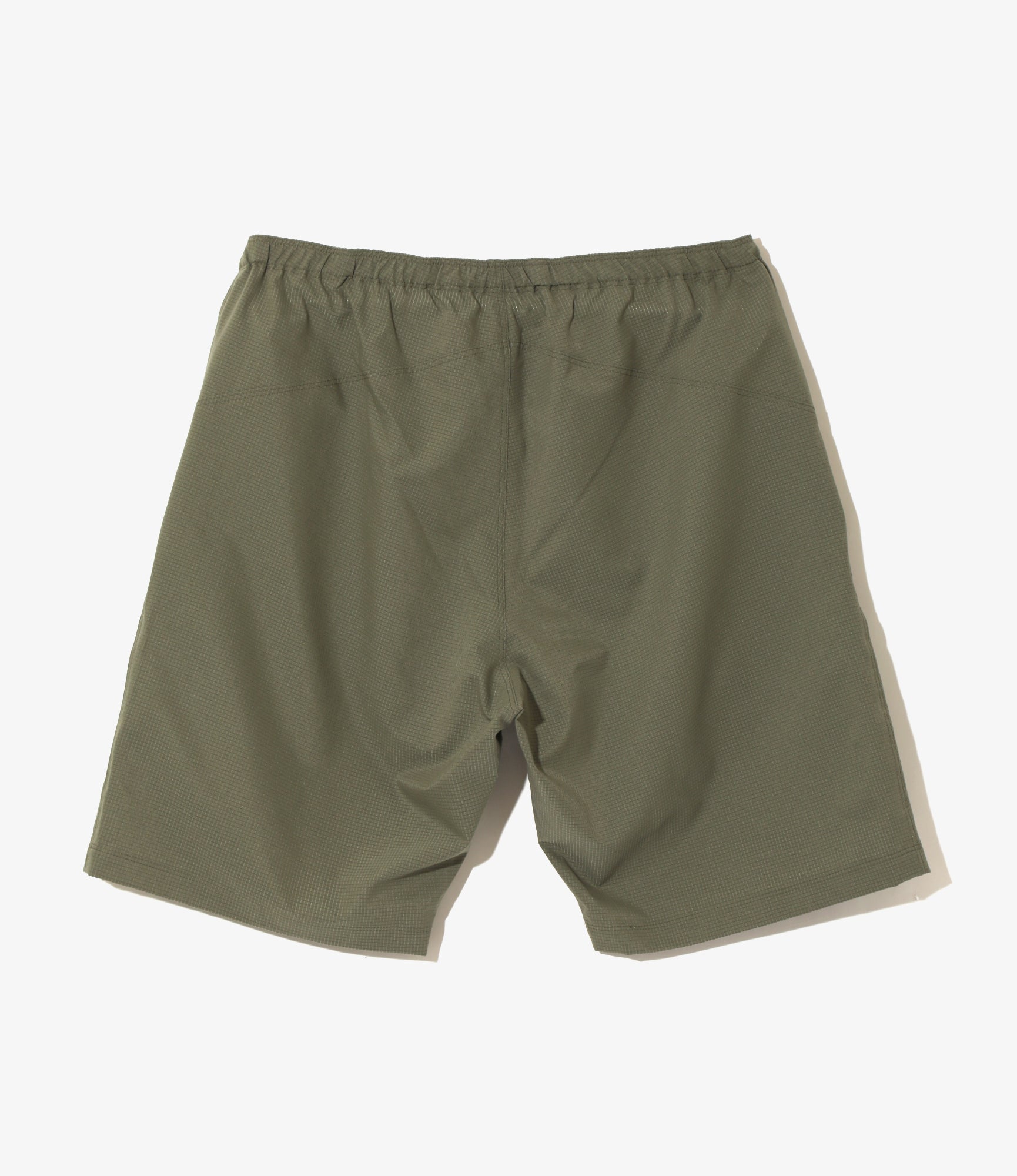 Warm Up Short – Olive Cool Dots