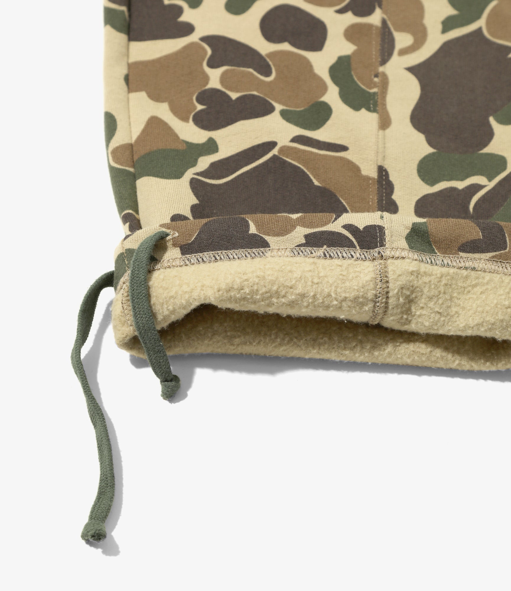 Duck Camo Centre Seam Sweatpant