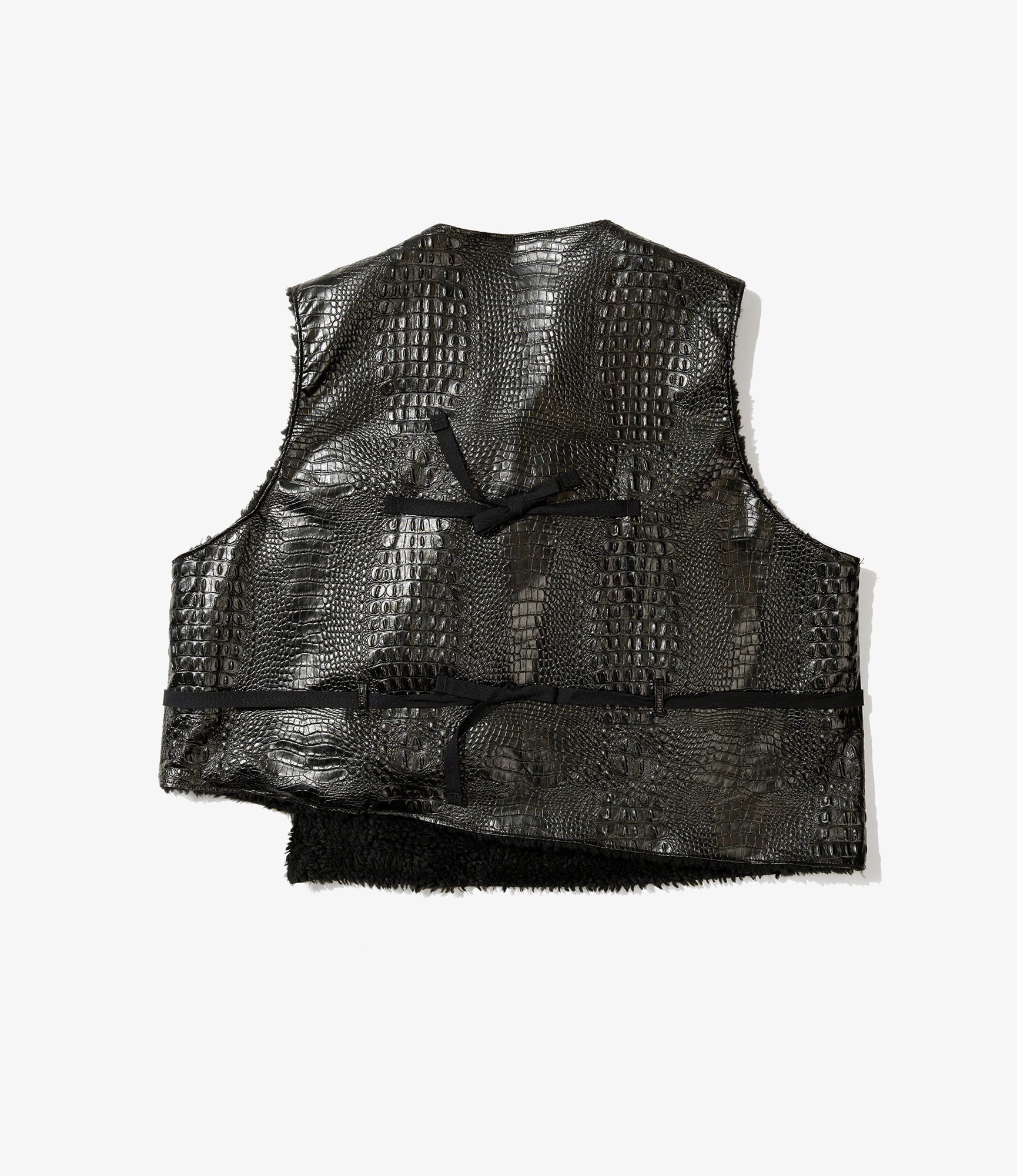 Over Vest – Black Alligator Embossed Fake Leather