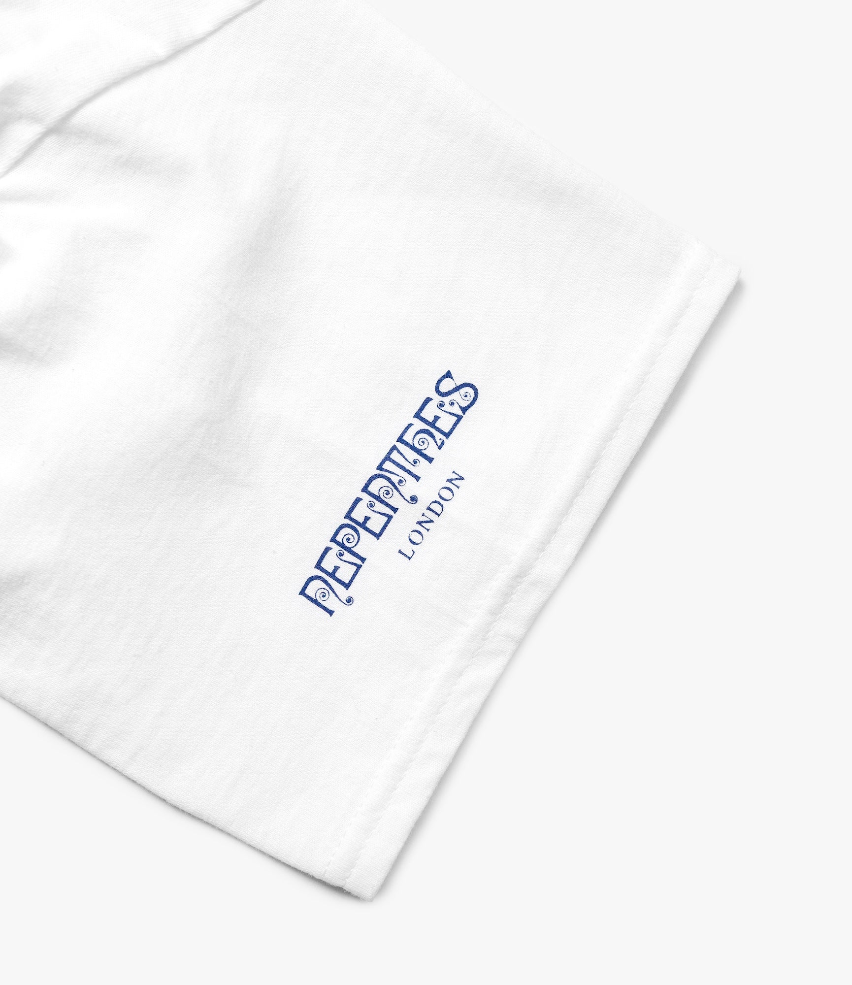 Crew Neck T-Shirt – White 'UK Skull & Target' Print