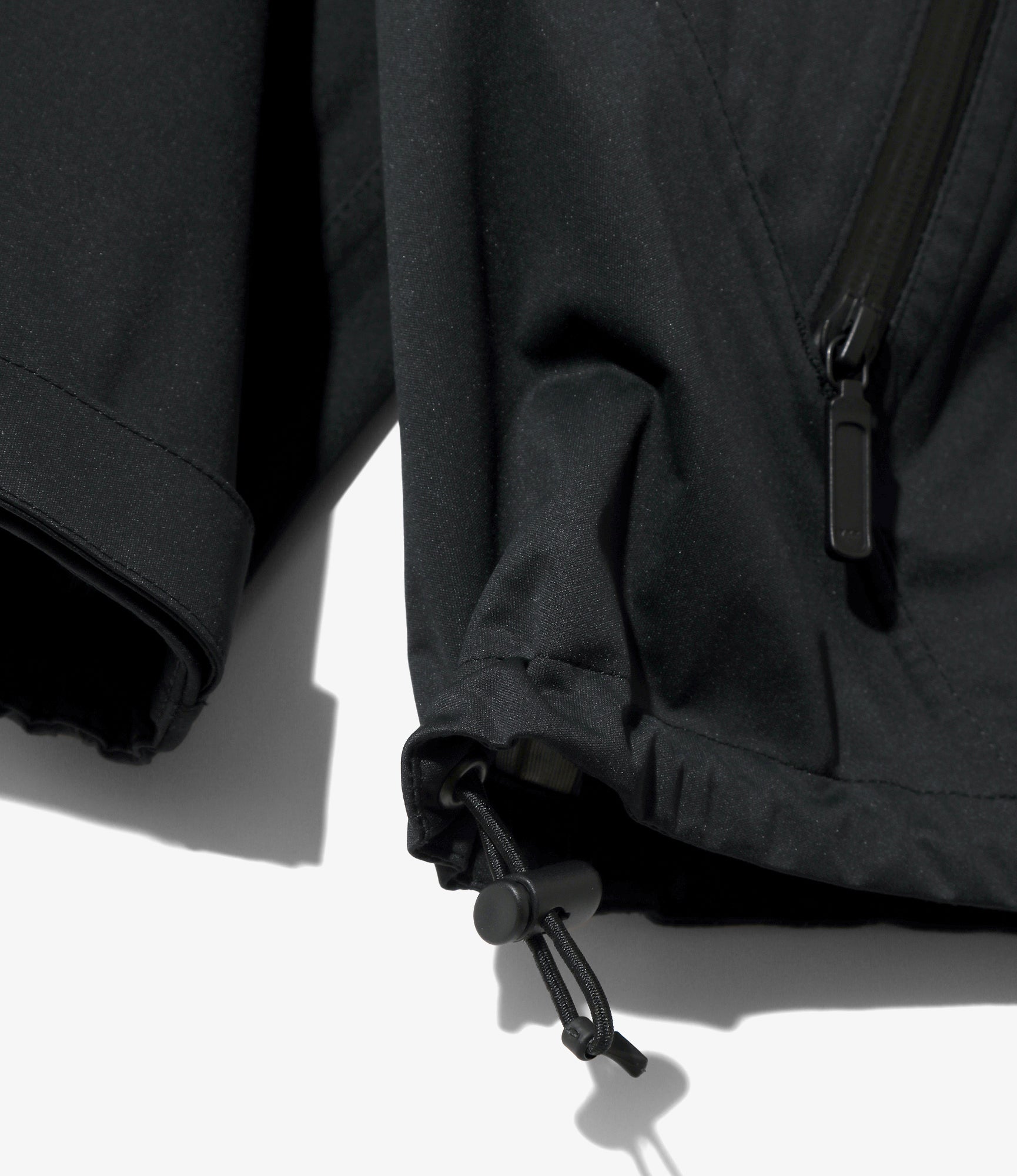 Mountain Parka – Black/Camo Combo Nylon Tussah