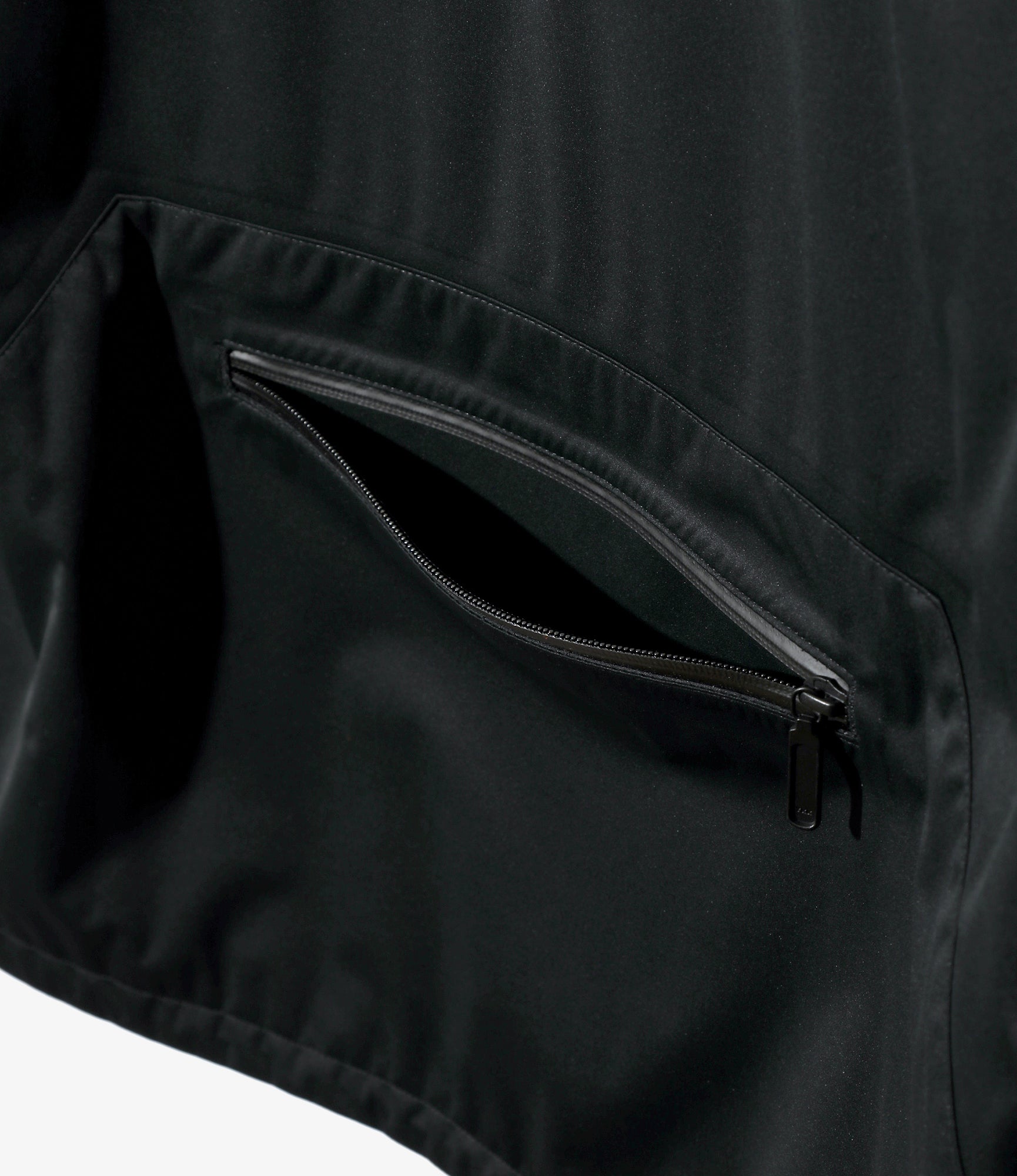 Mountain Parka – Black/Camo Combo Nylon Tussah