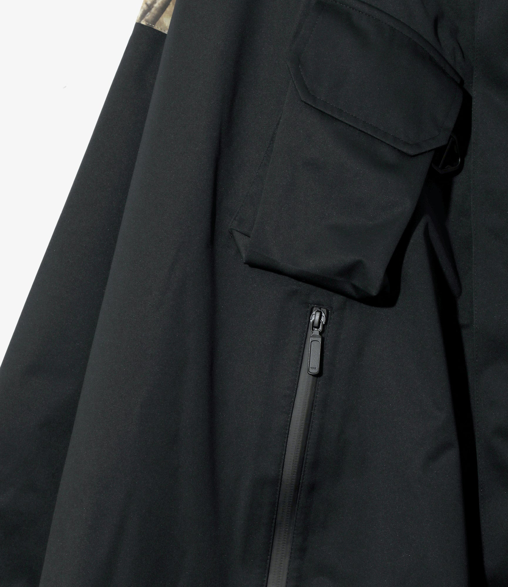 River Trek Poncho – Black/Camo Combo Nylon Tussah