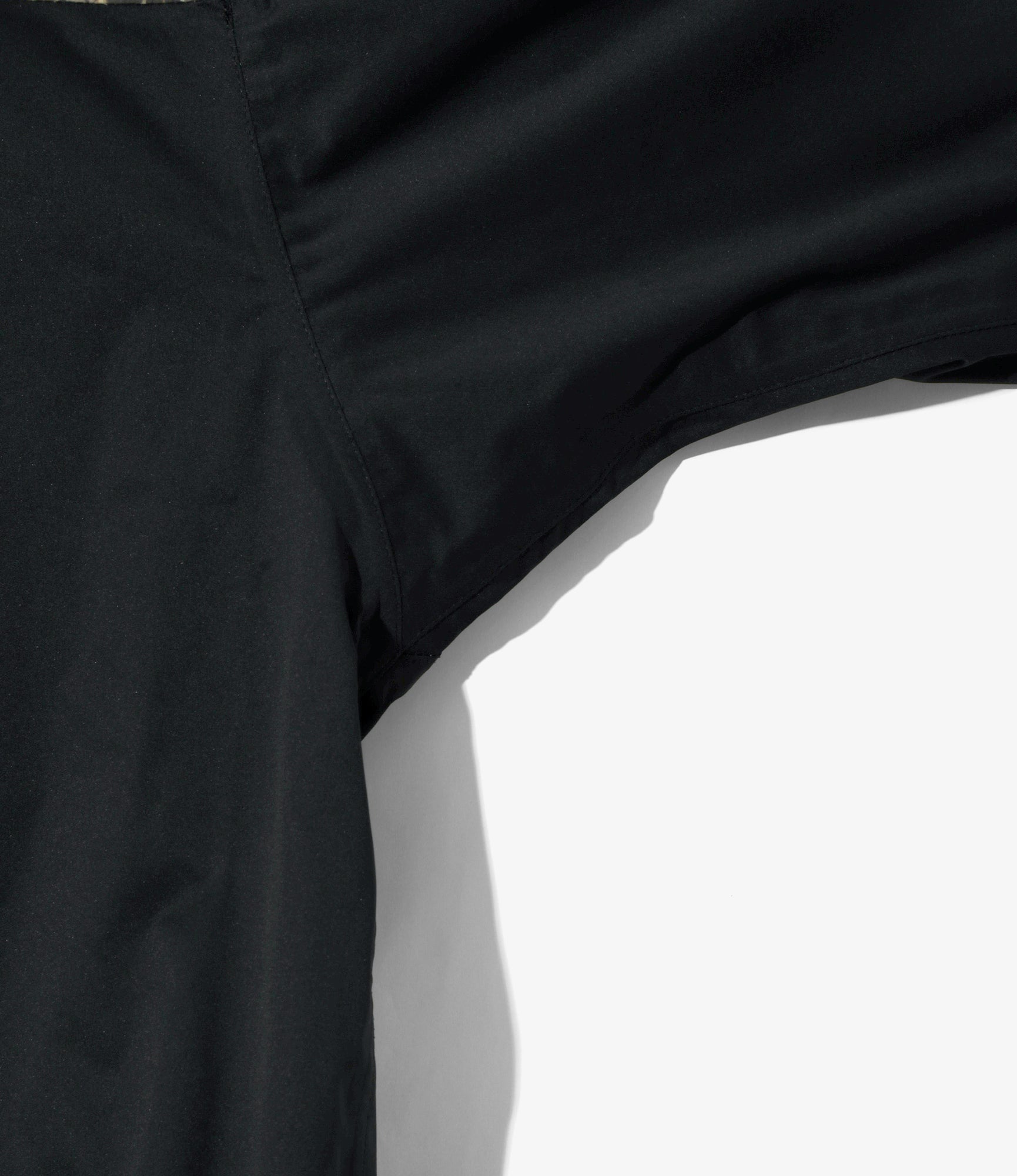 River Trek Poncho – Black/Camo Combo Nylon Tussah