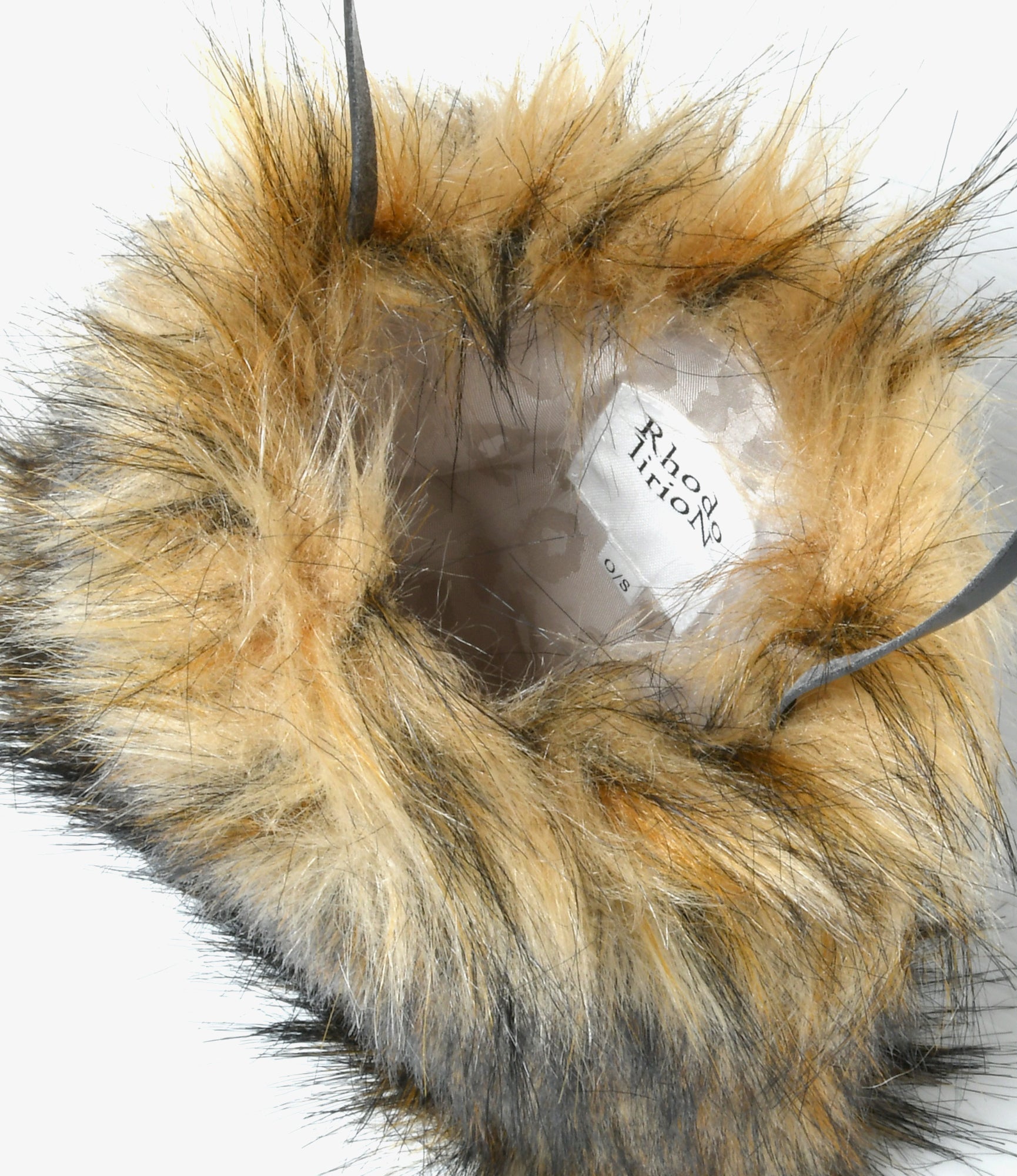 Tiny Pochette – Beige Eco Fur