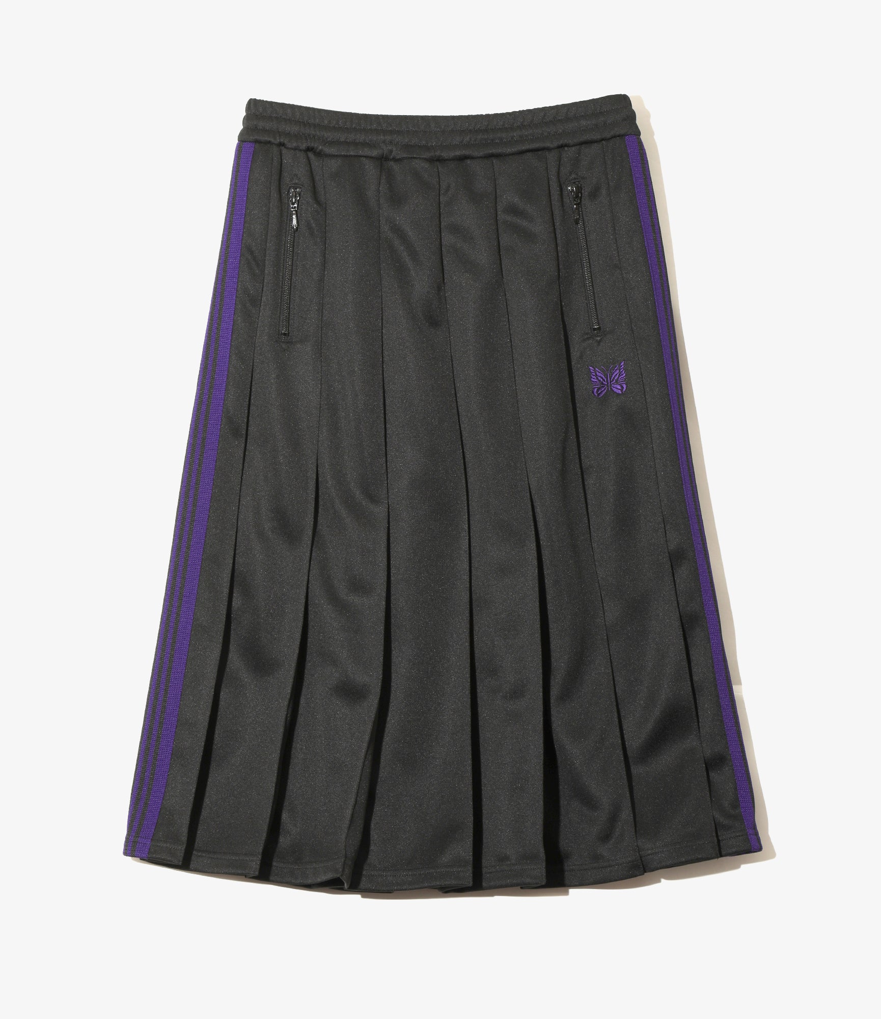 Pleated Track Skirt – Black Poly Smooth