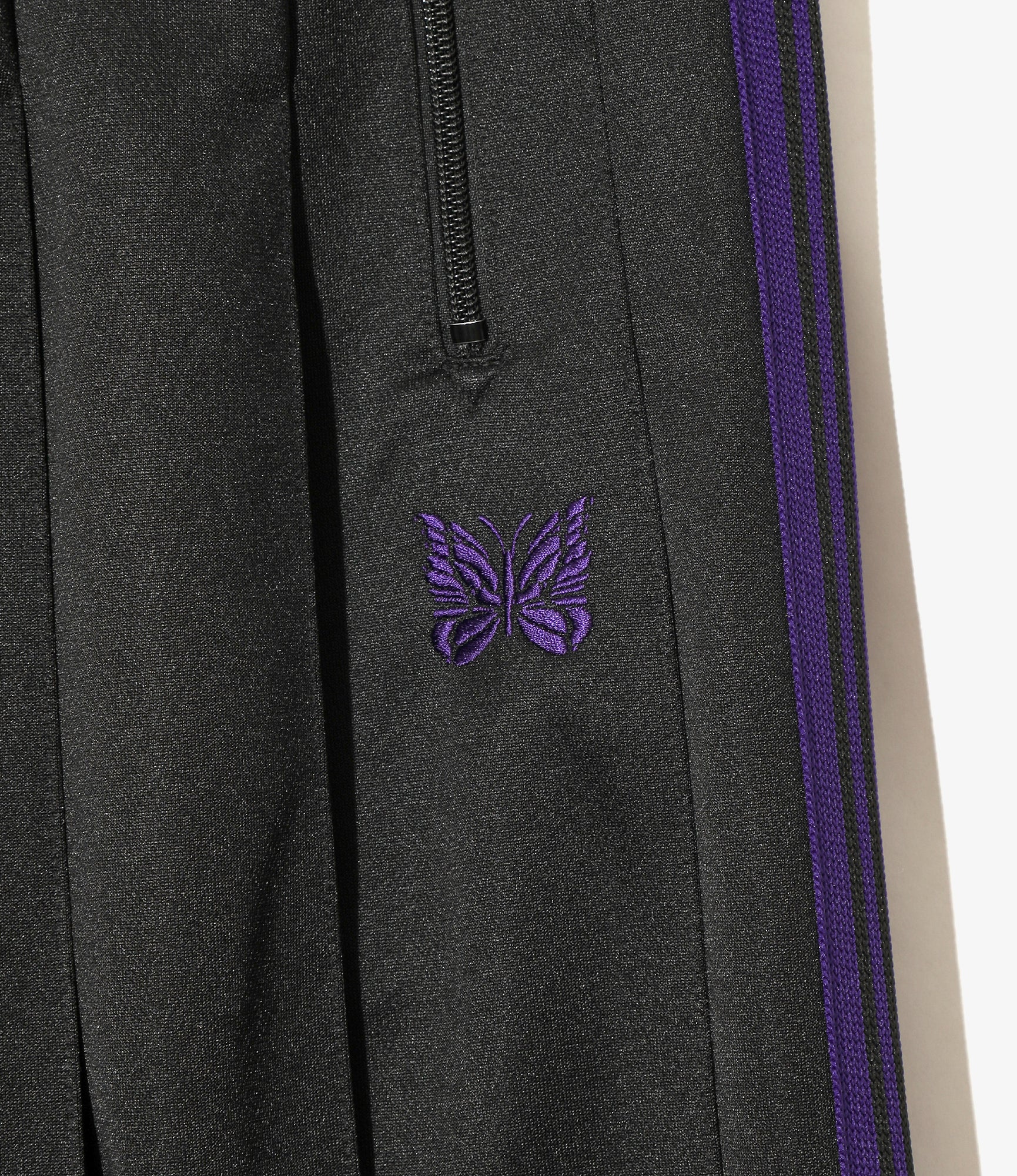 Pleated Track Skirt – Black Poly Smooth