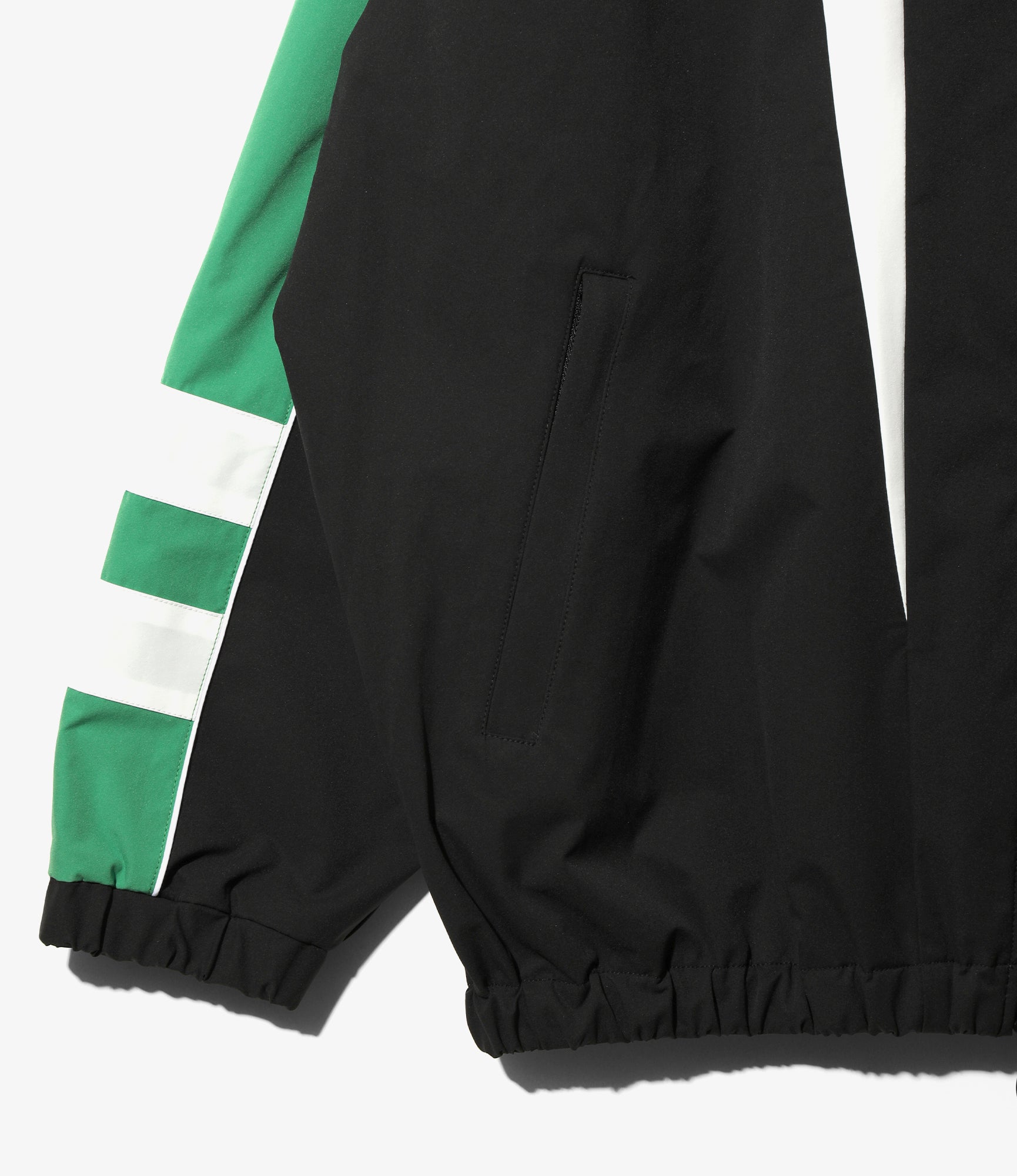 Star Cut Oversized Windbreaker – Black