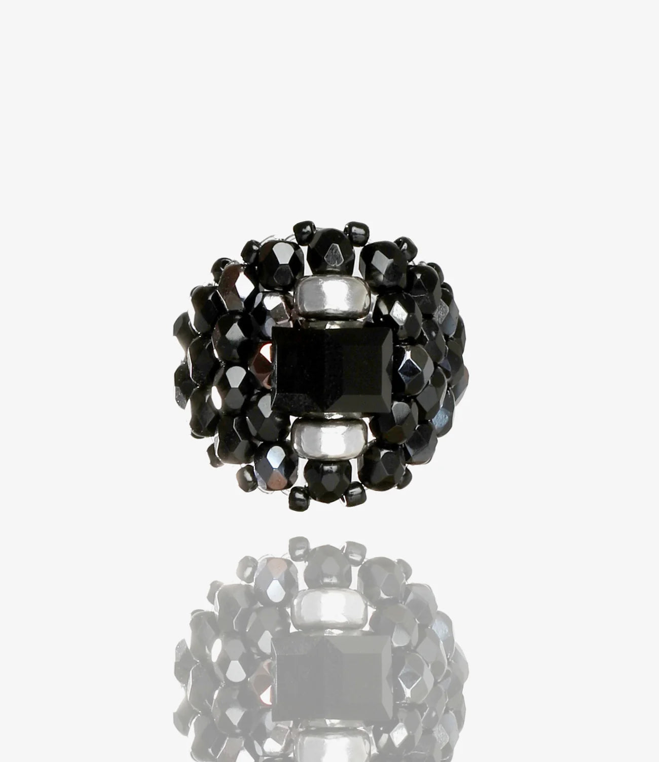 Crystal Bead Ring – Black/Black