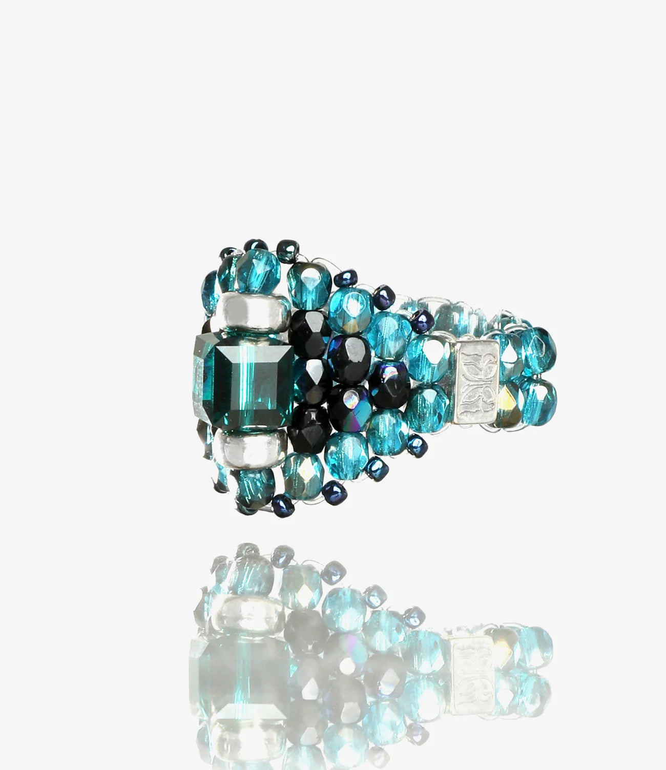Crystal Bead Ring – Green/Blue