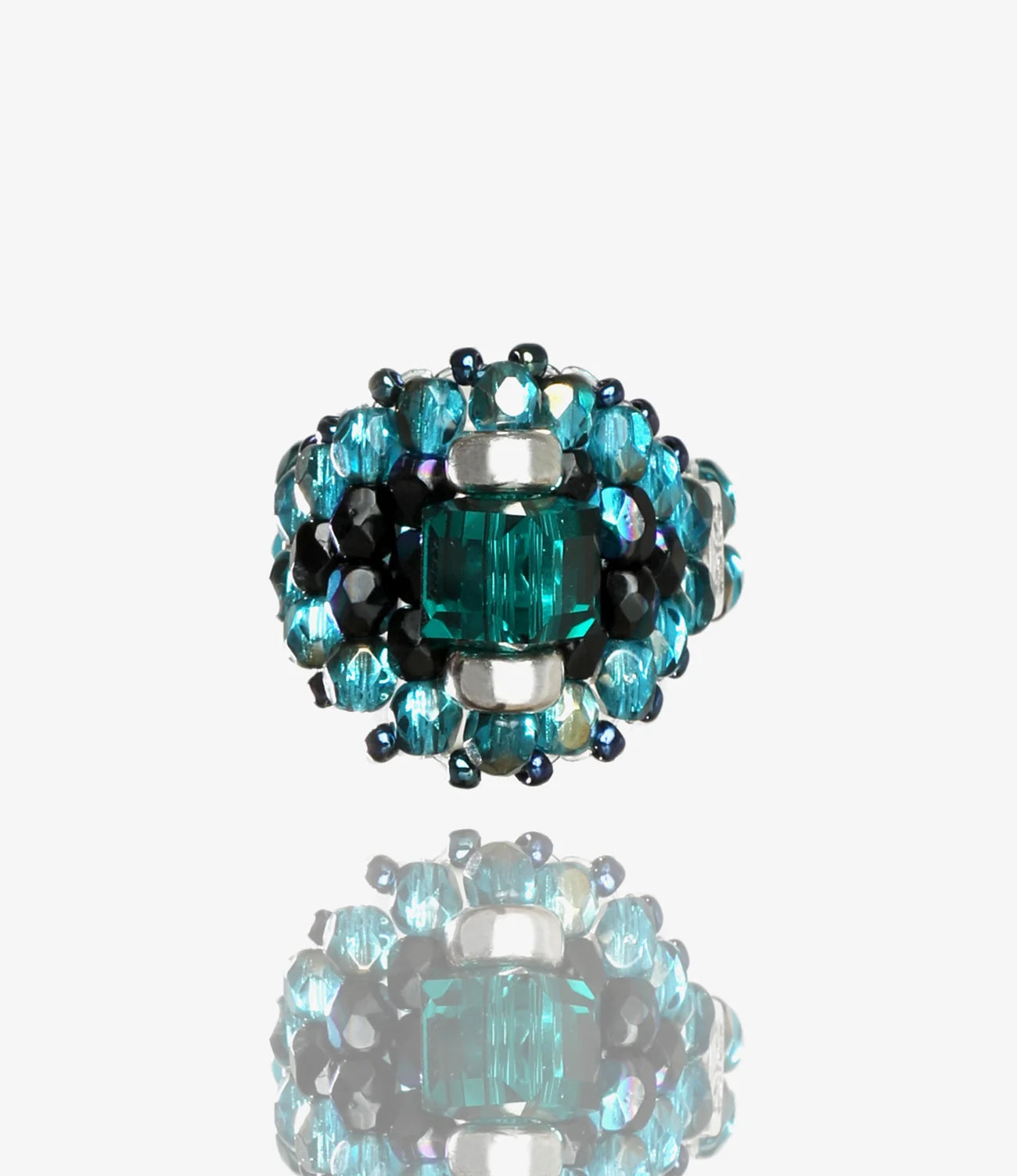 Crystal Bead Ring – Green/Blue