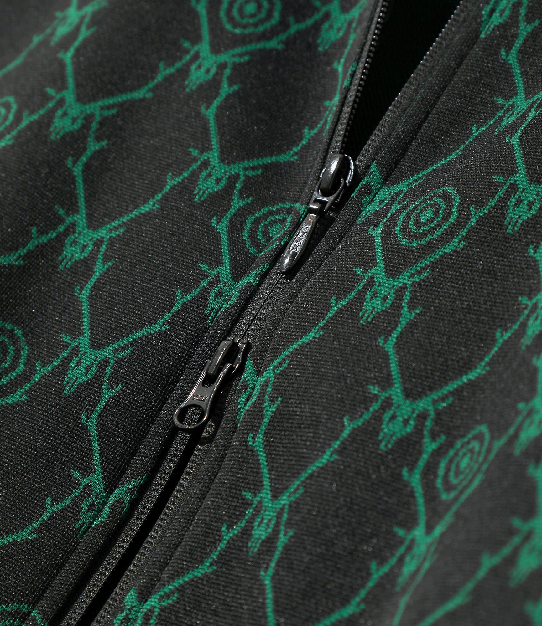 Trainer Jacket – Black Skull&Target Jacquard
